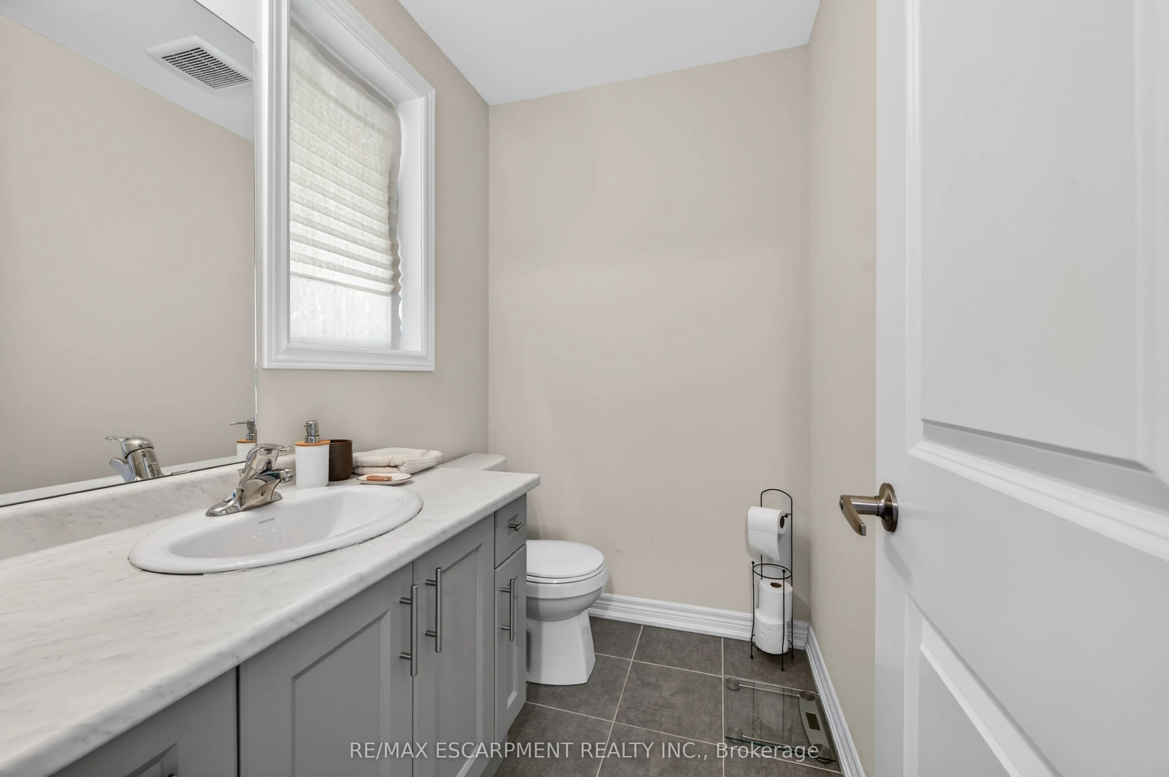 19 Picardy Drive #13