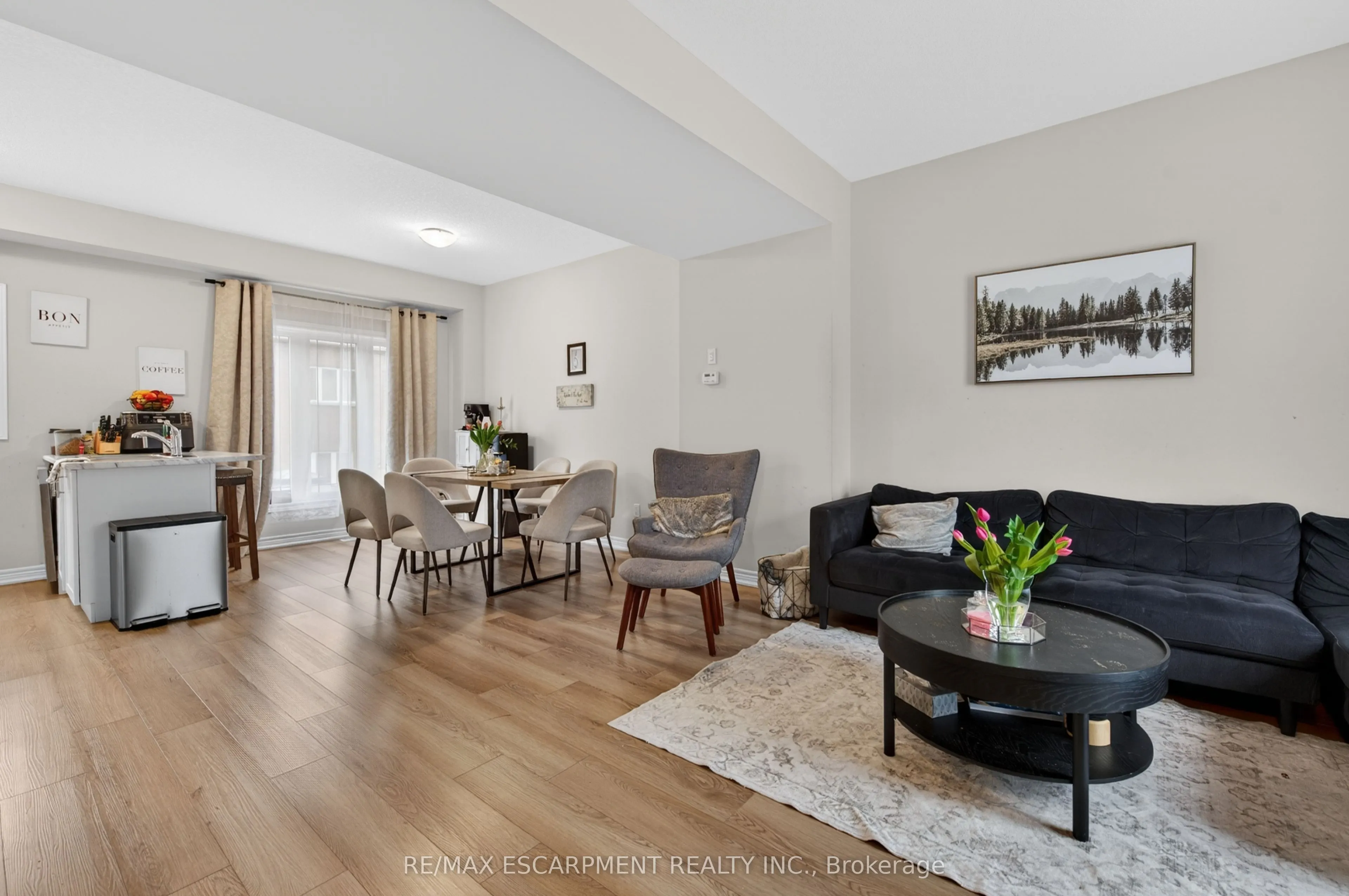 19 Picardy Drive #13