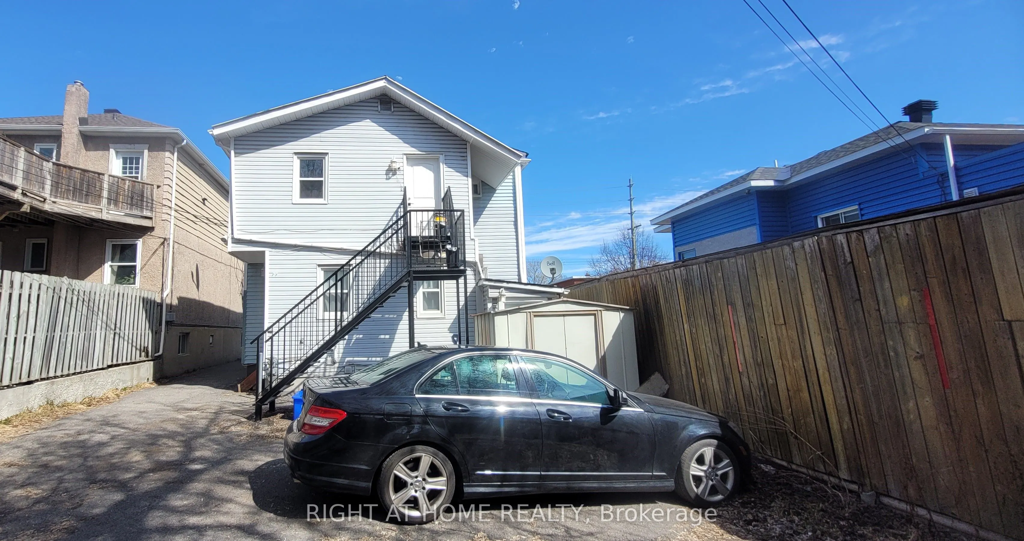 298 Montfort Street