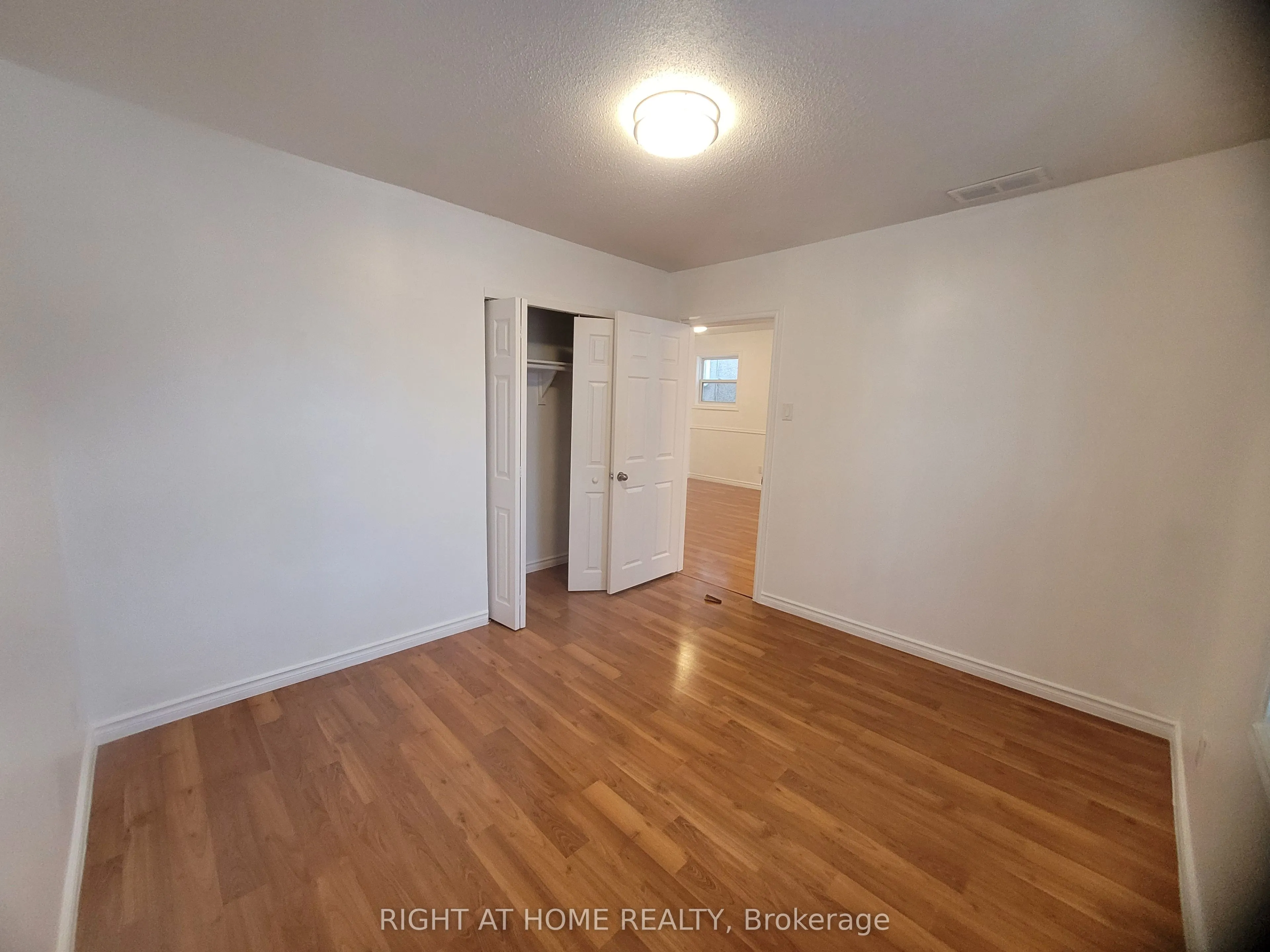 298 Montfort Street