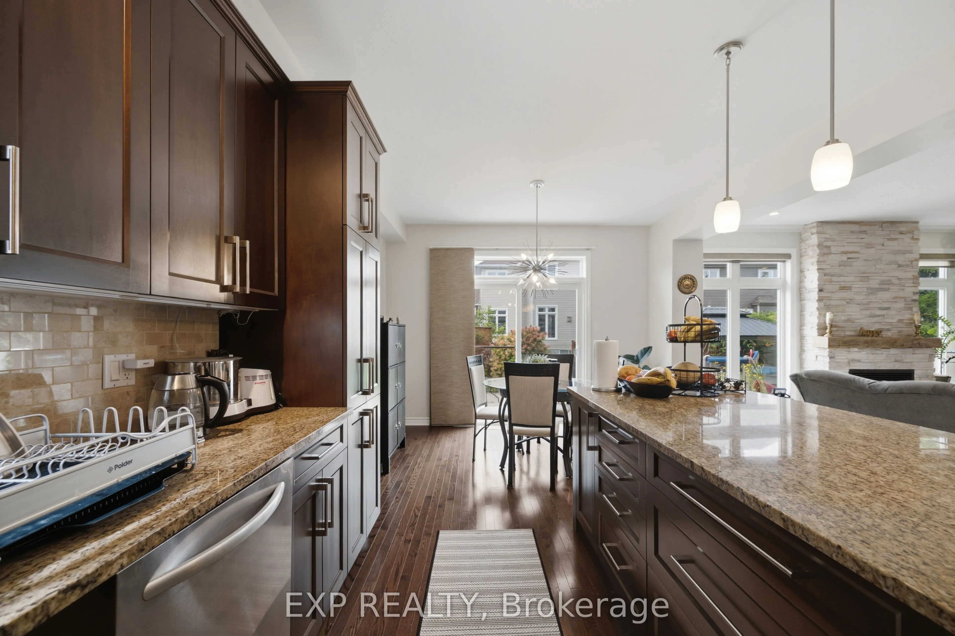 273 Gracewood Crescent