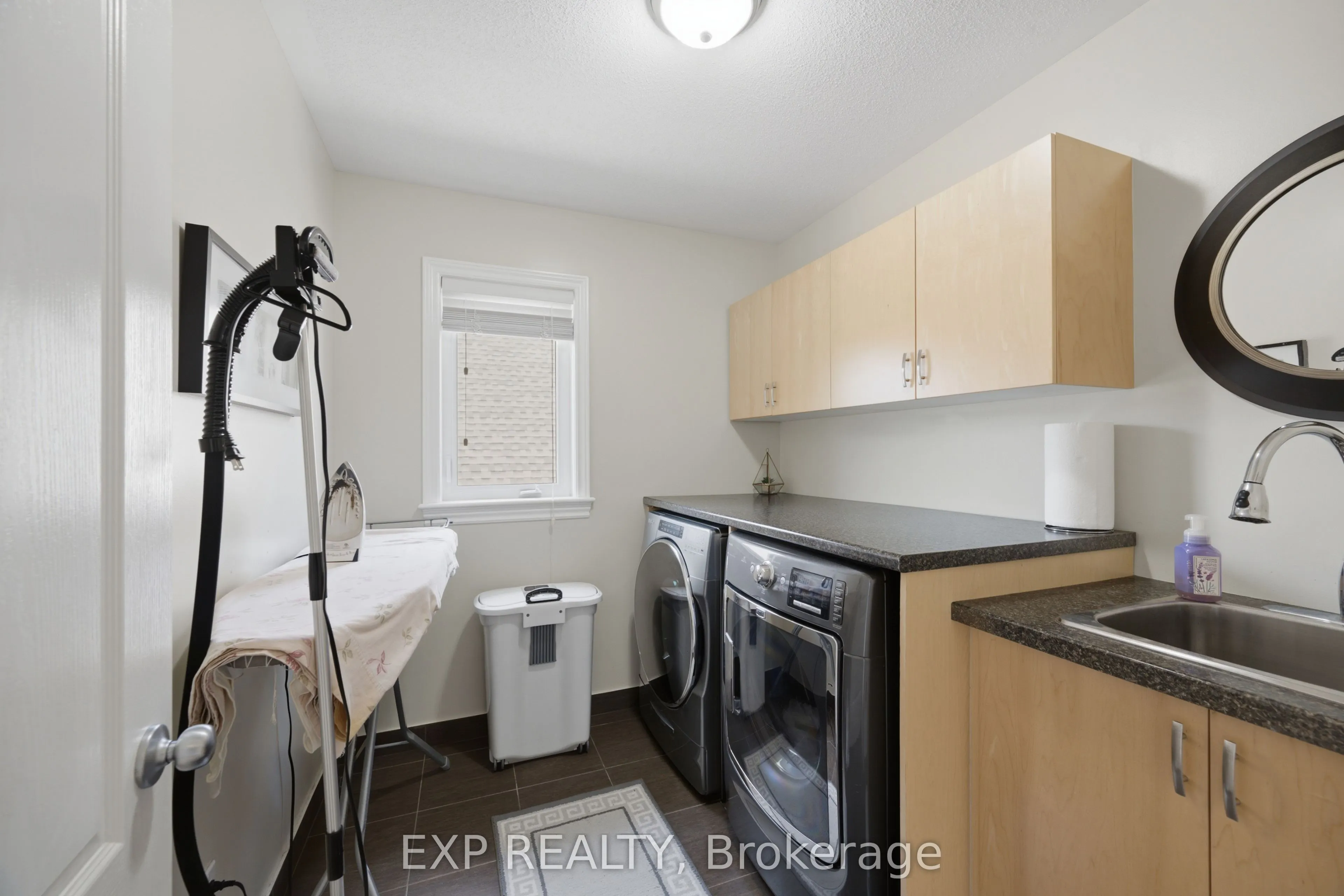 273 Gracewood Crescent