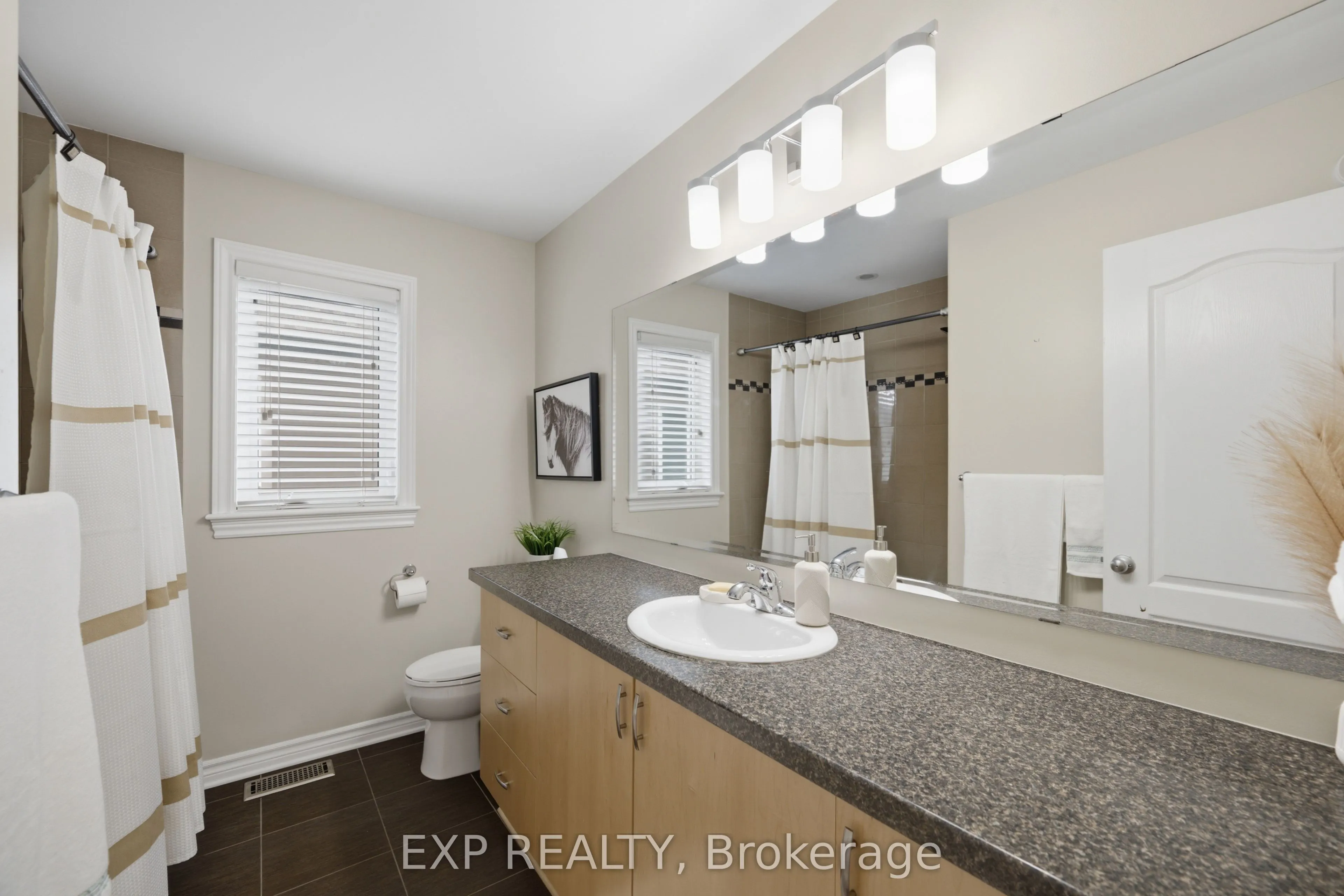 273 Gracewood Crescent