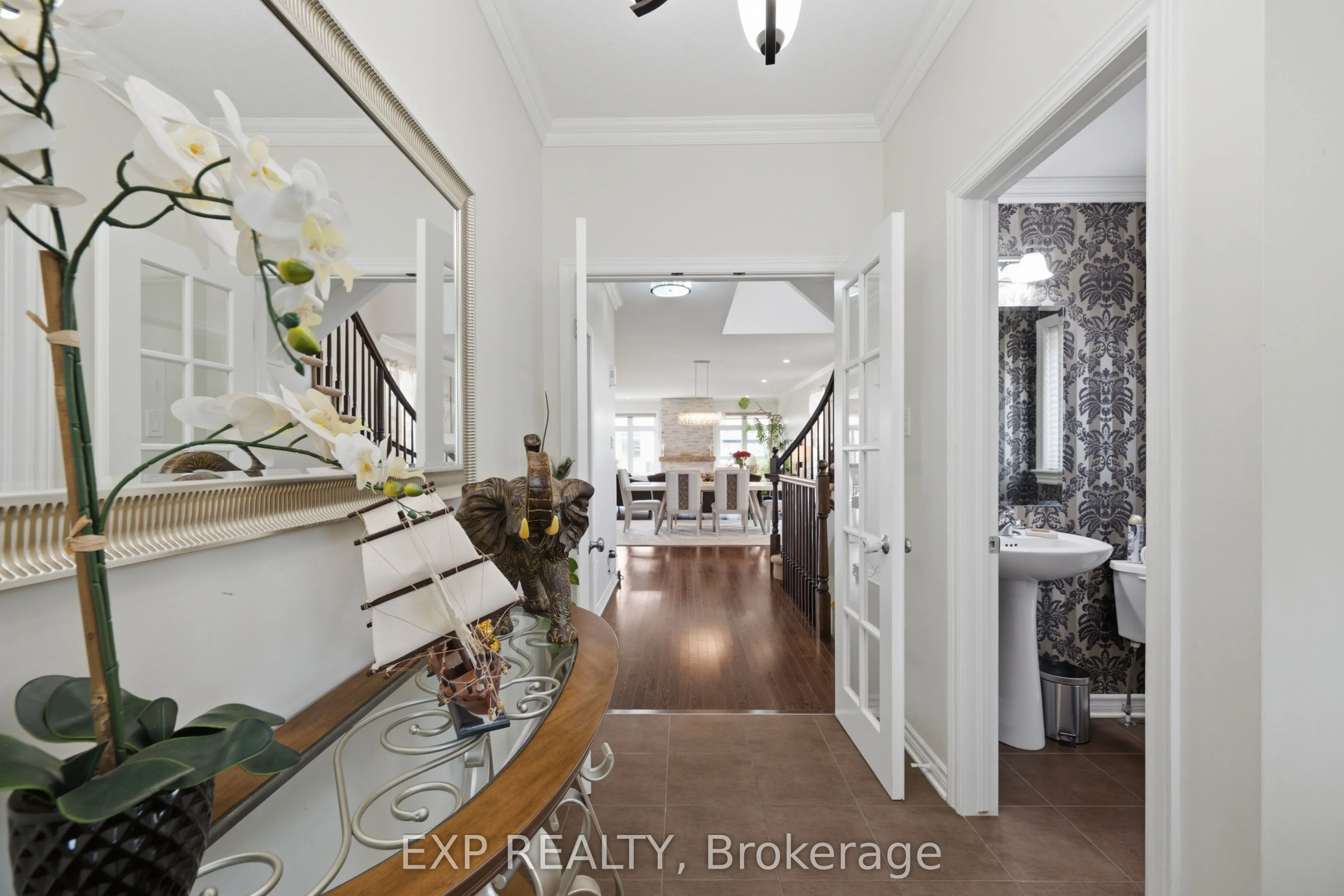 273 Gracewood Crescent