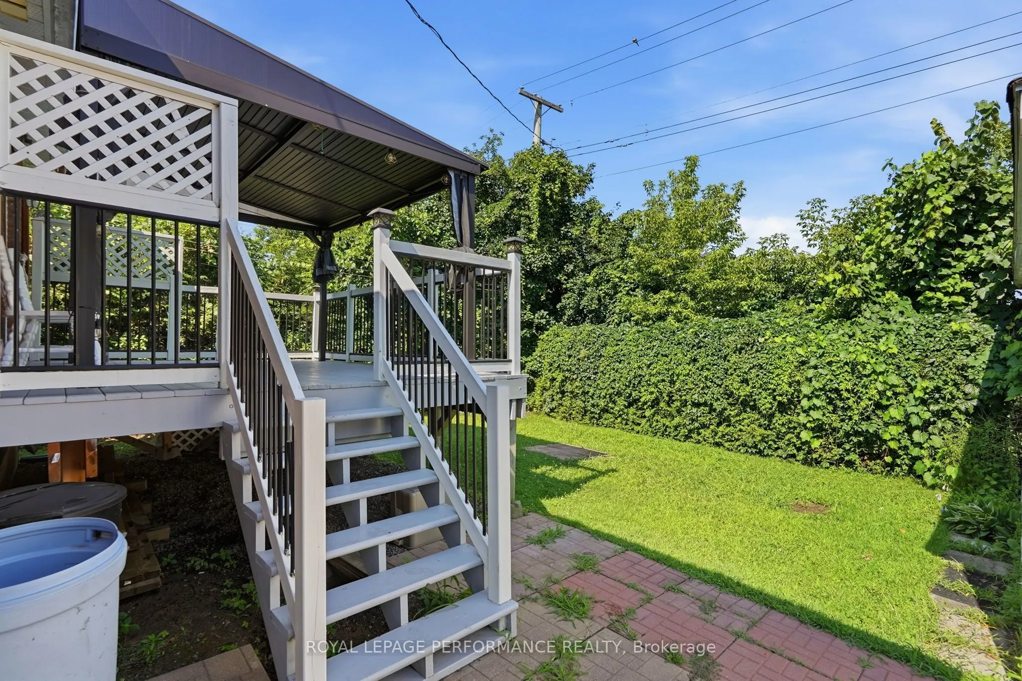 716 Cartier Boulevard