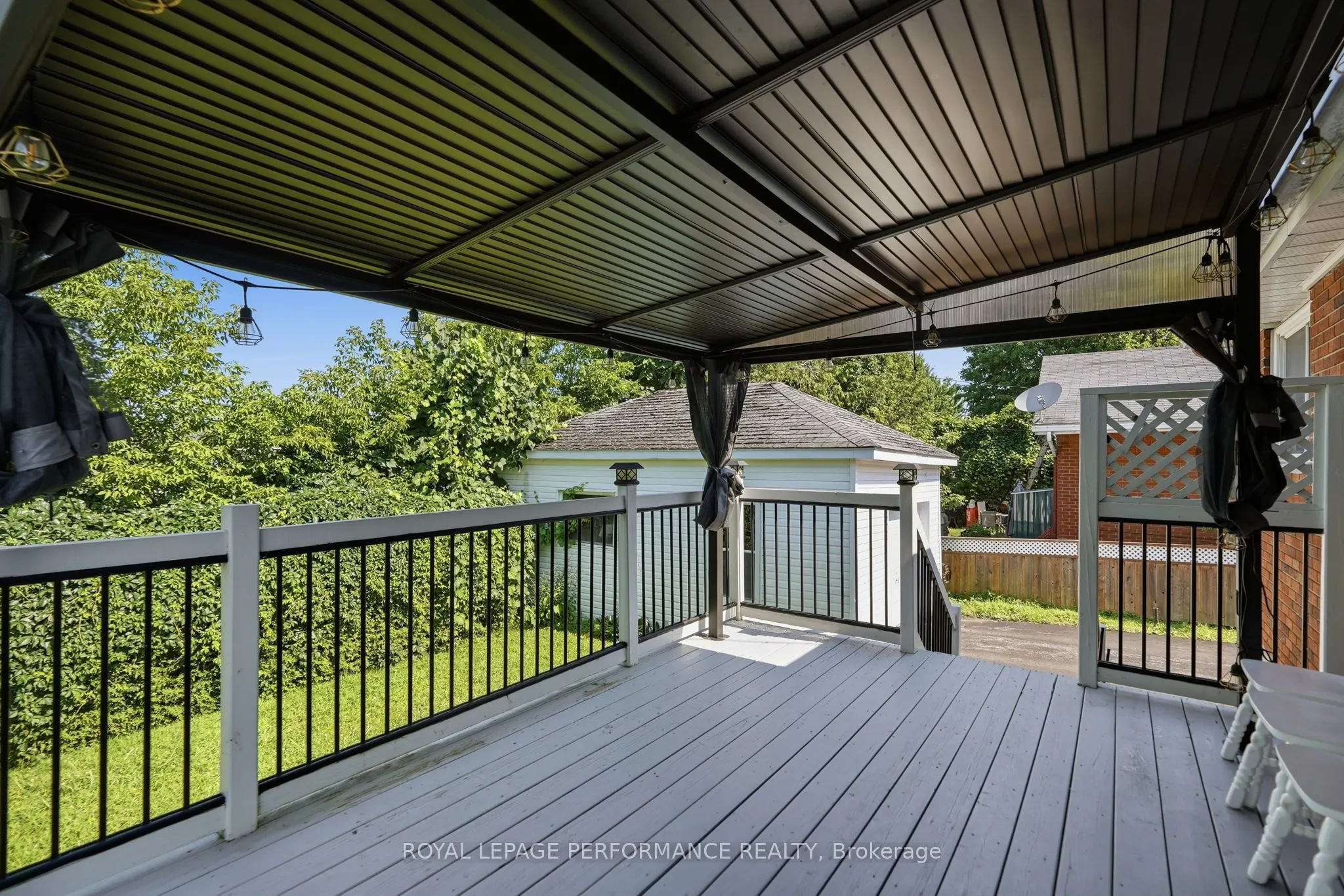 716 Cartier Boulevard