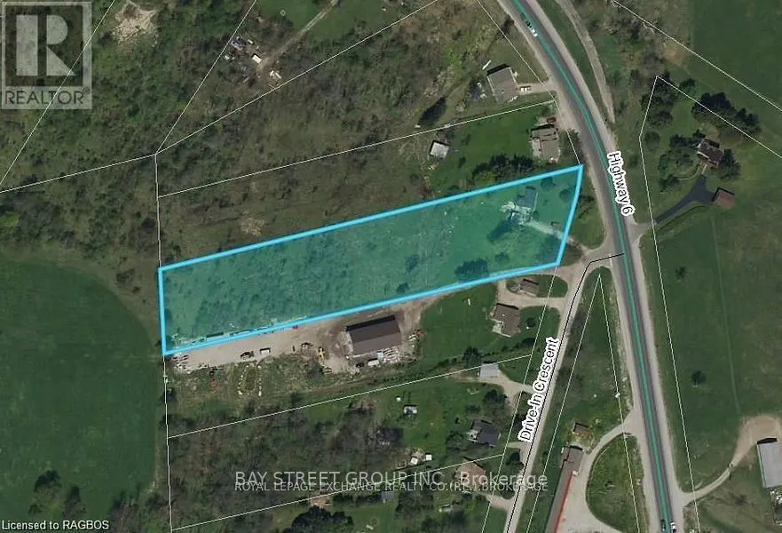 150 DRIVE-IN Crescent
