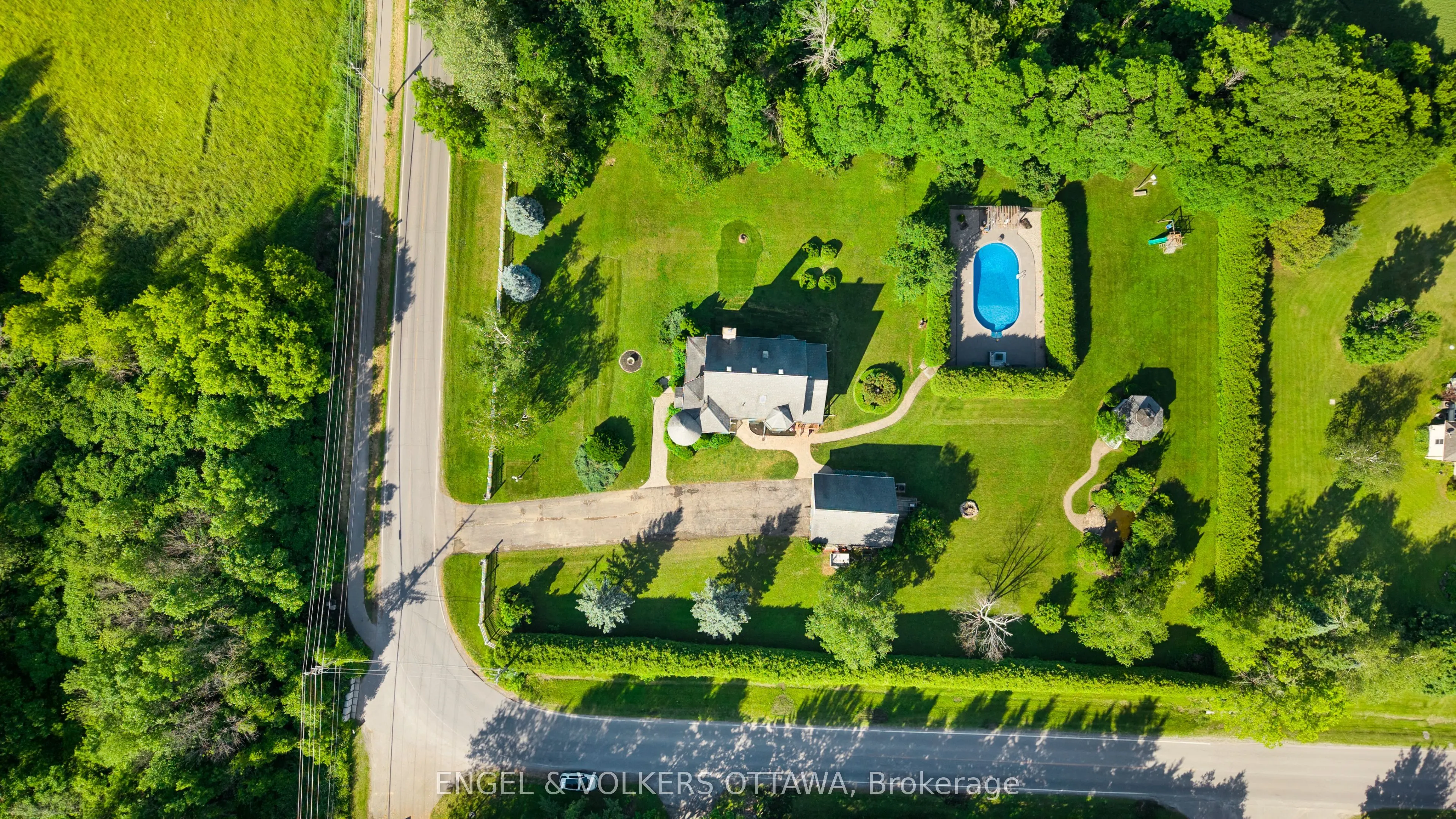 2410 Concession Road