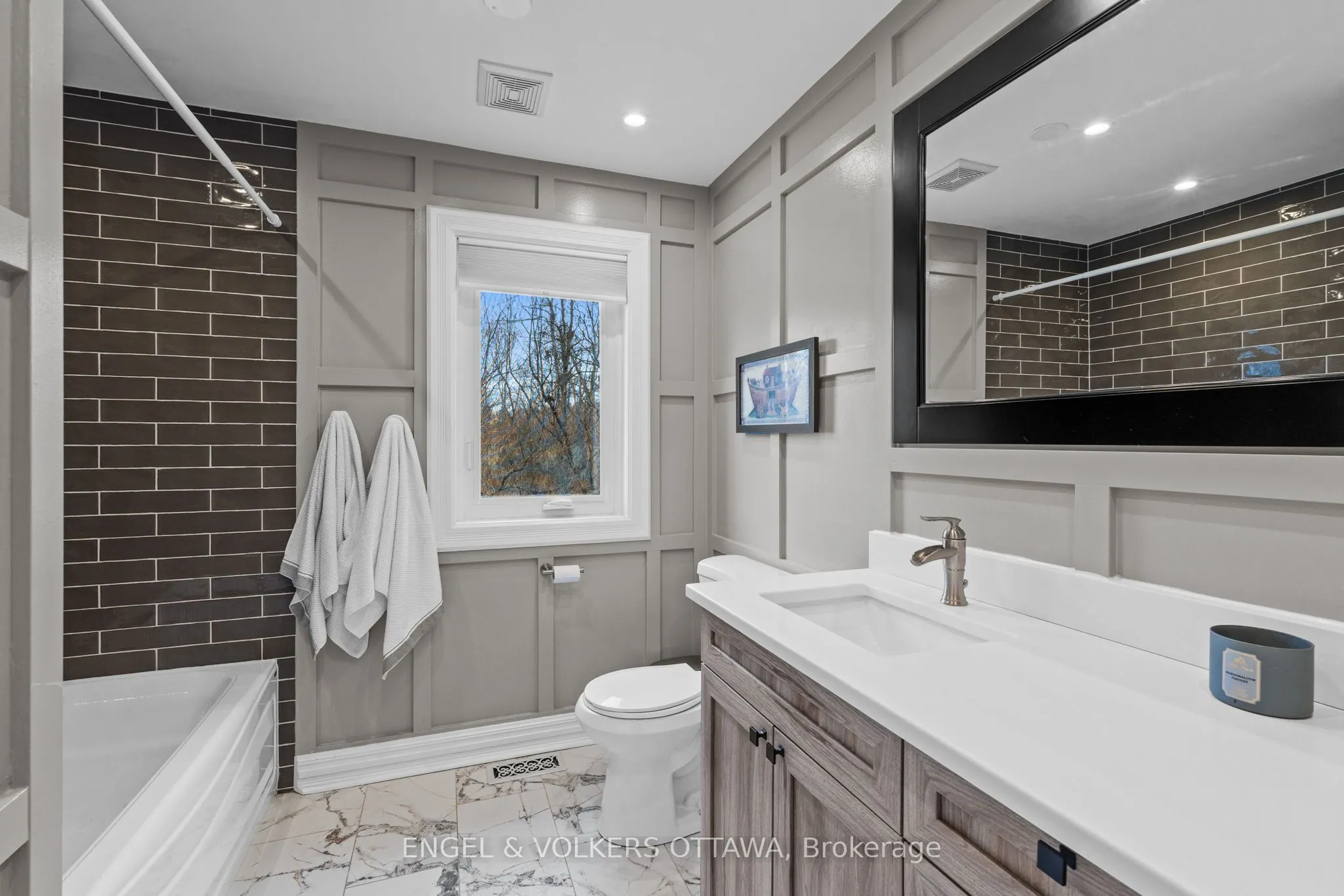 2410 Concession Road