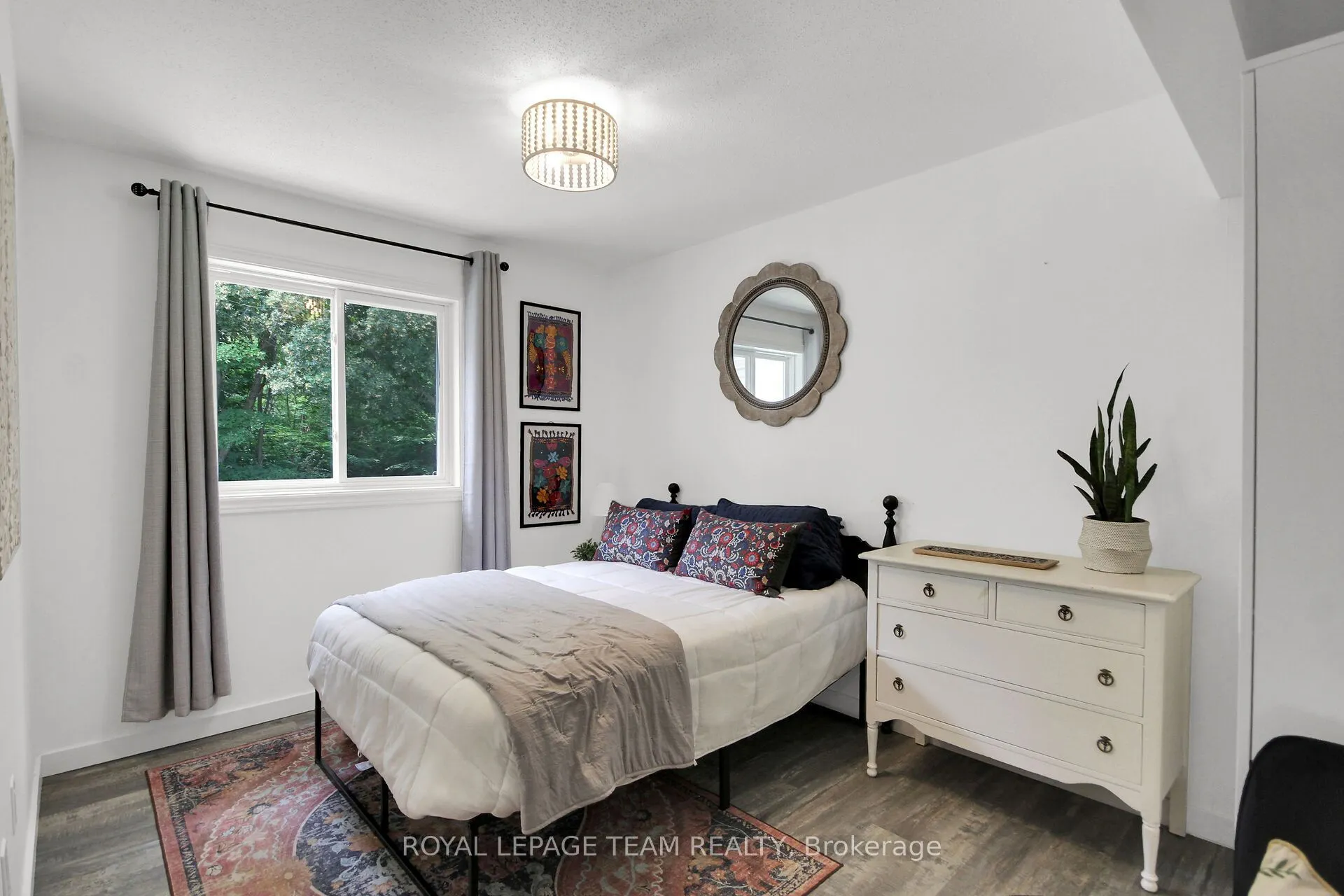 36 Steggall Crescent