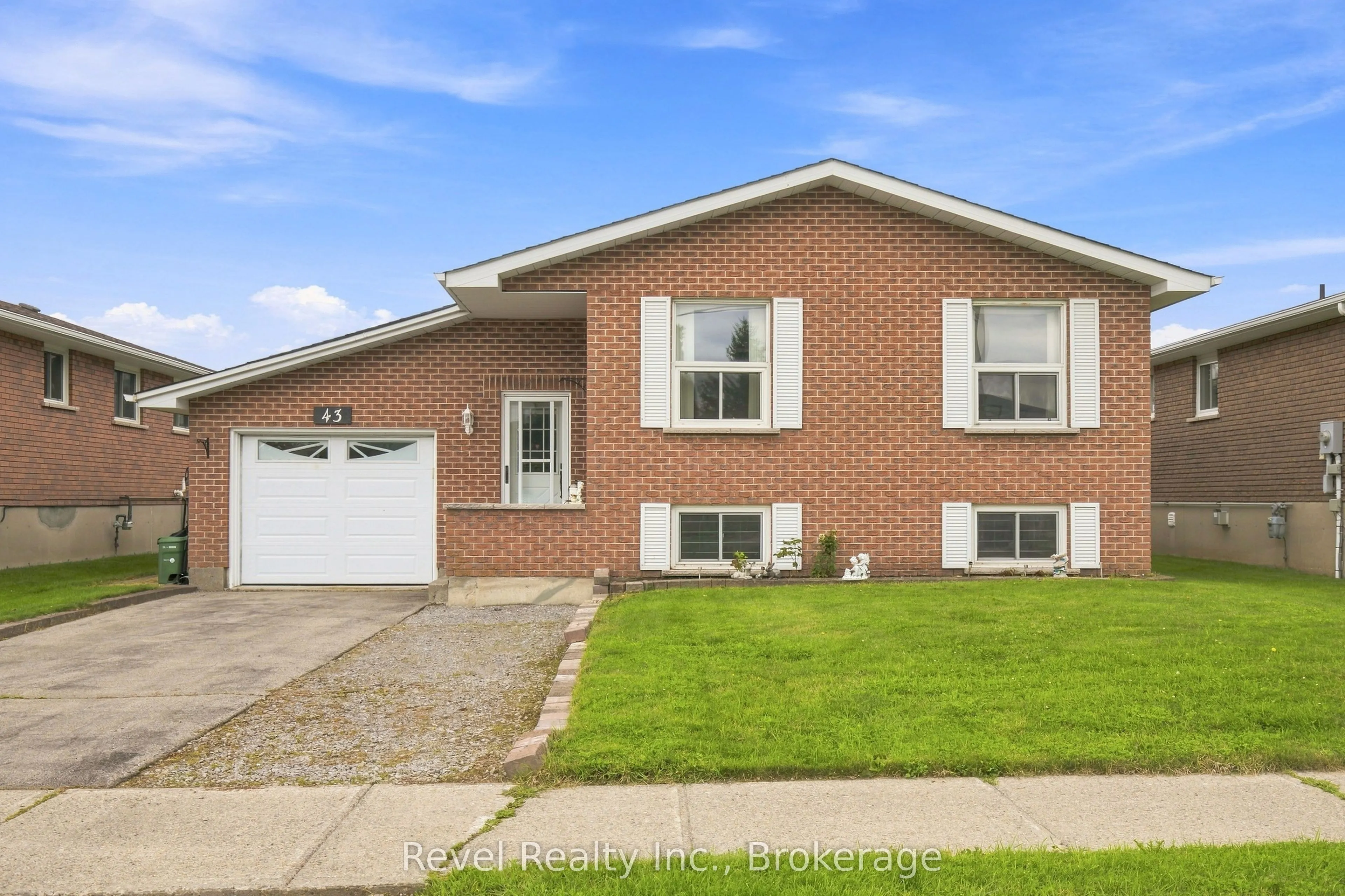 43 Wilson Avenue