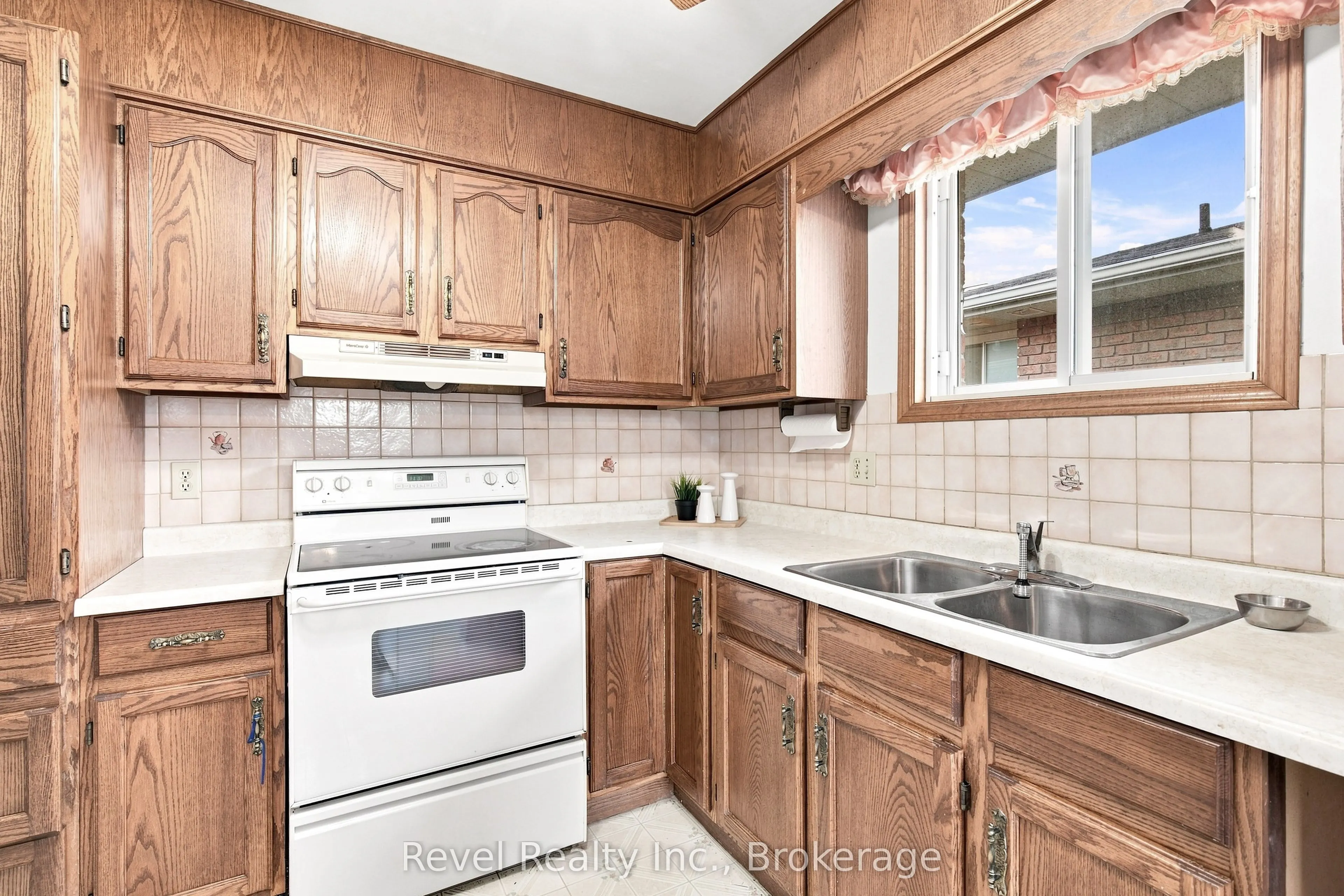 43 Wilson Avenue