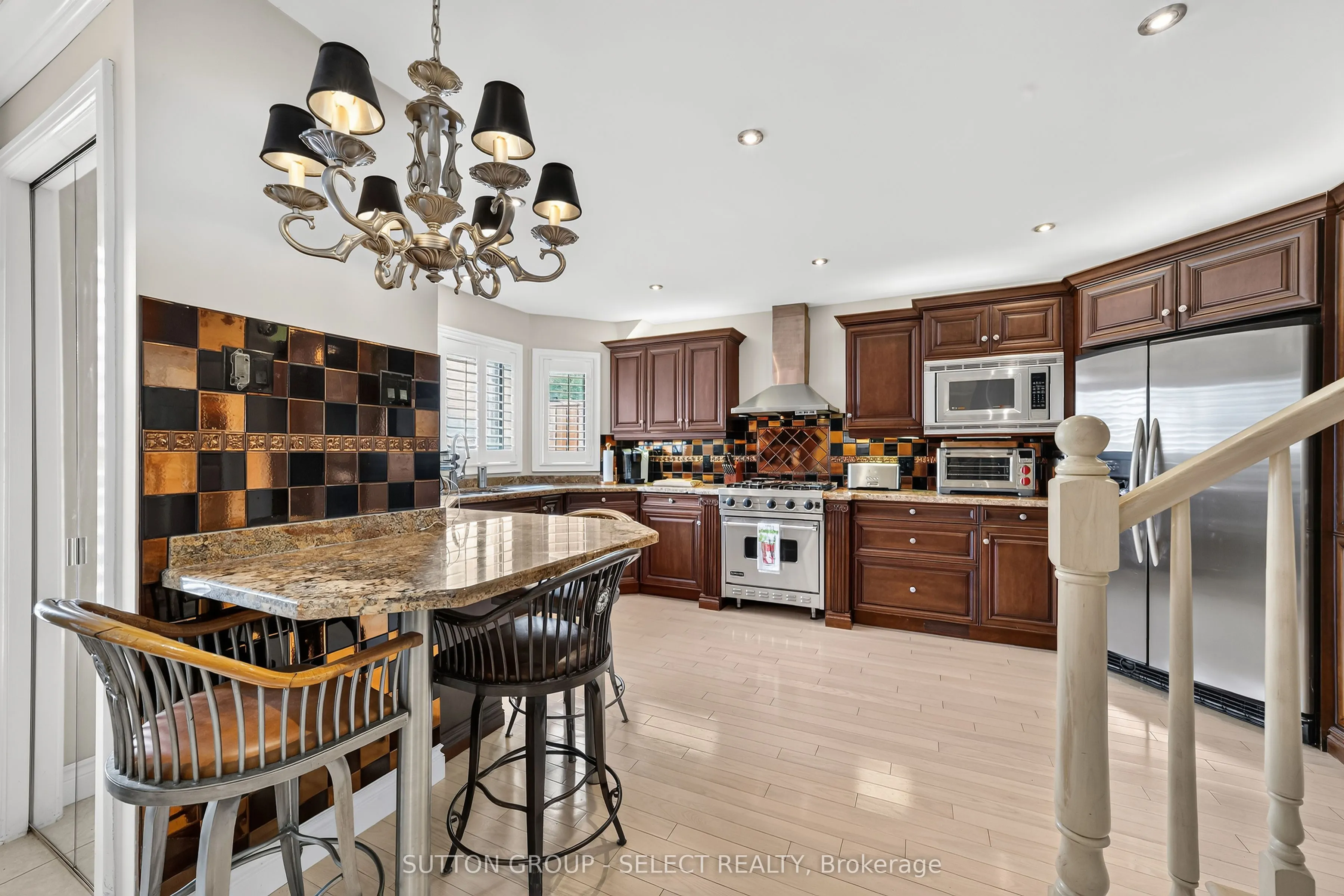 152 Albert Street #14