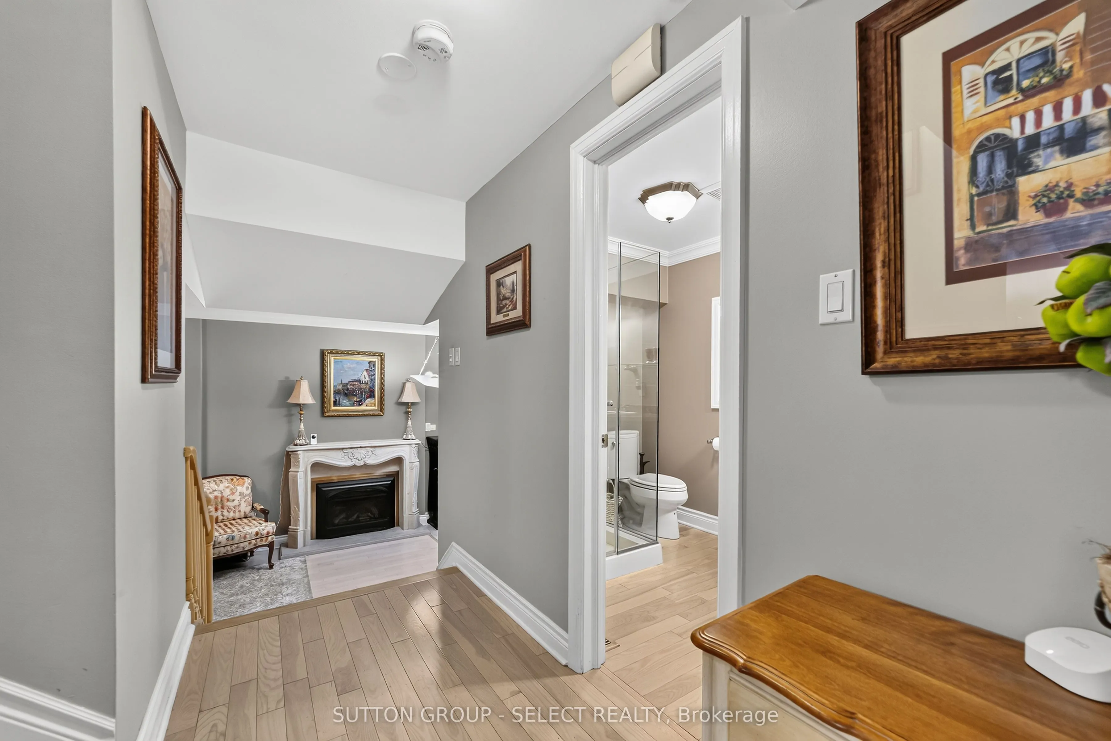152 Albert Street #14