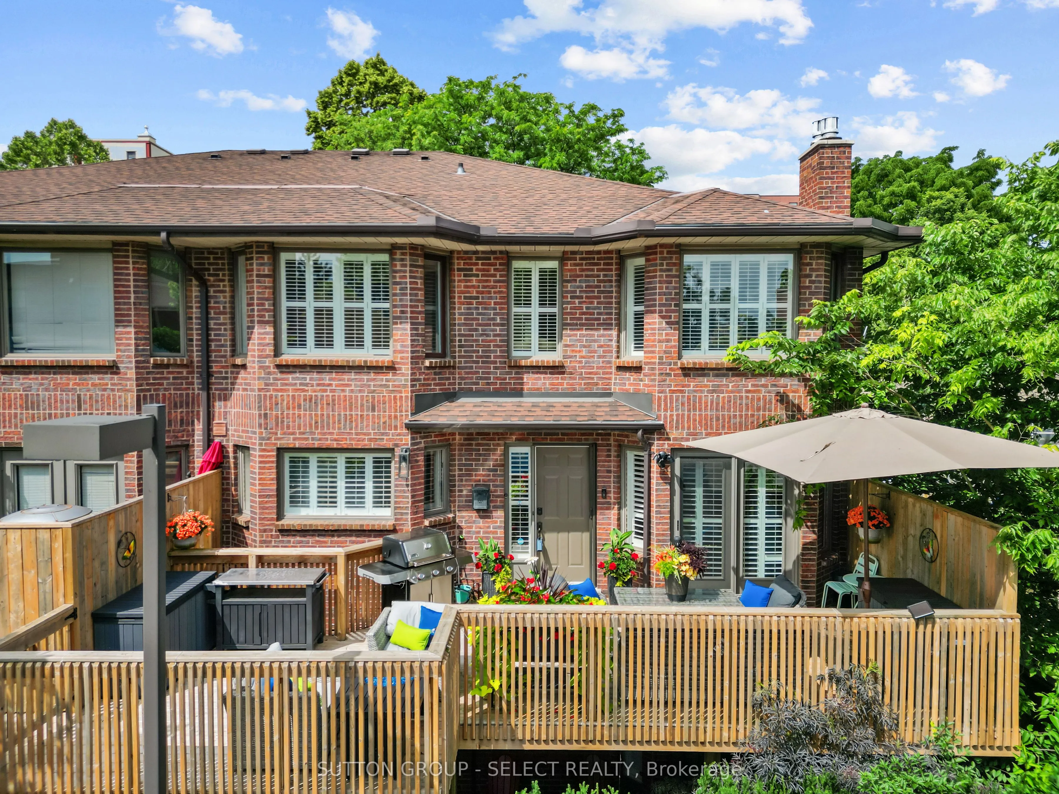 152 Albert Street #14