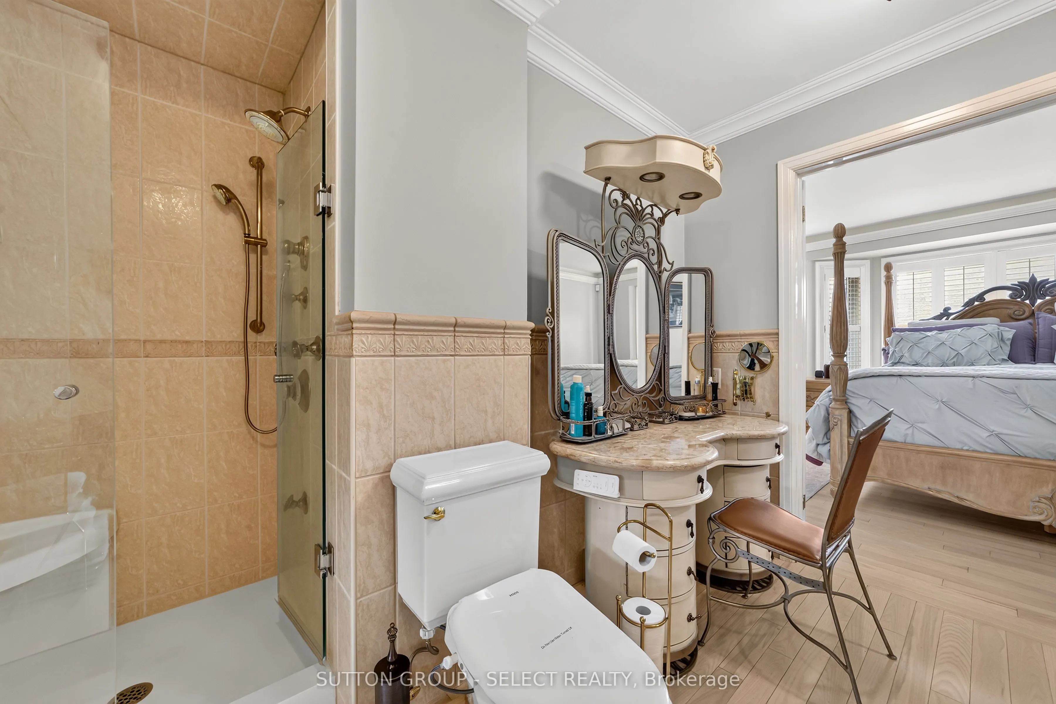 152 Albert Street #14