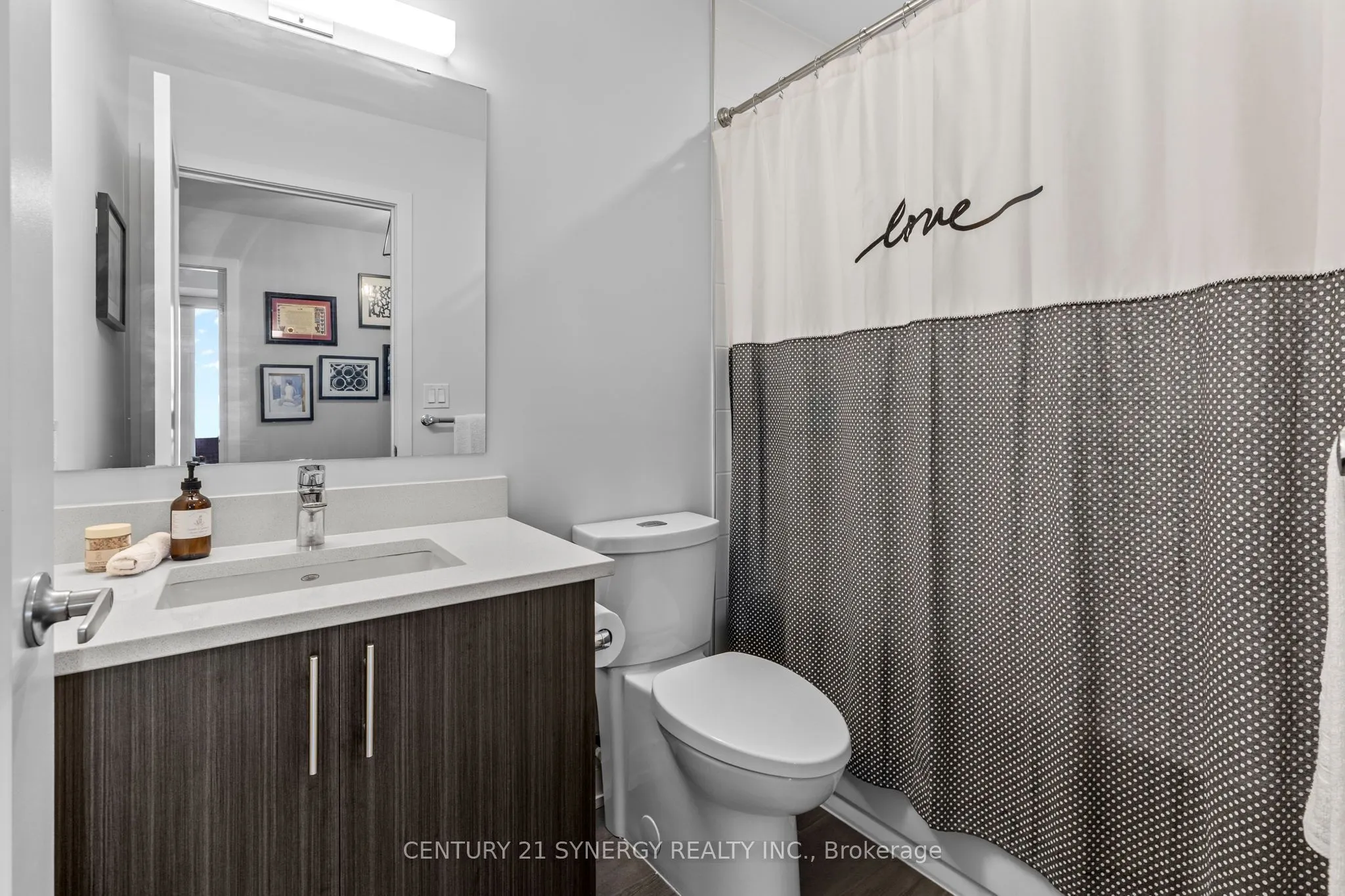 570 De Mazenod Avenue #512