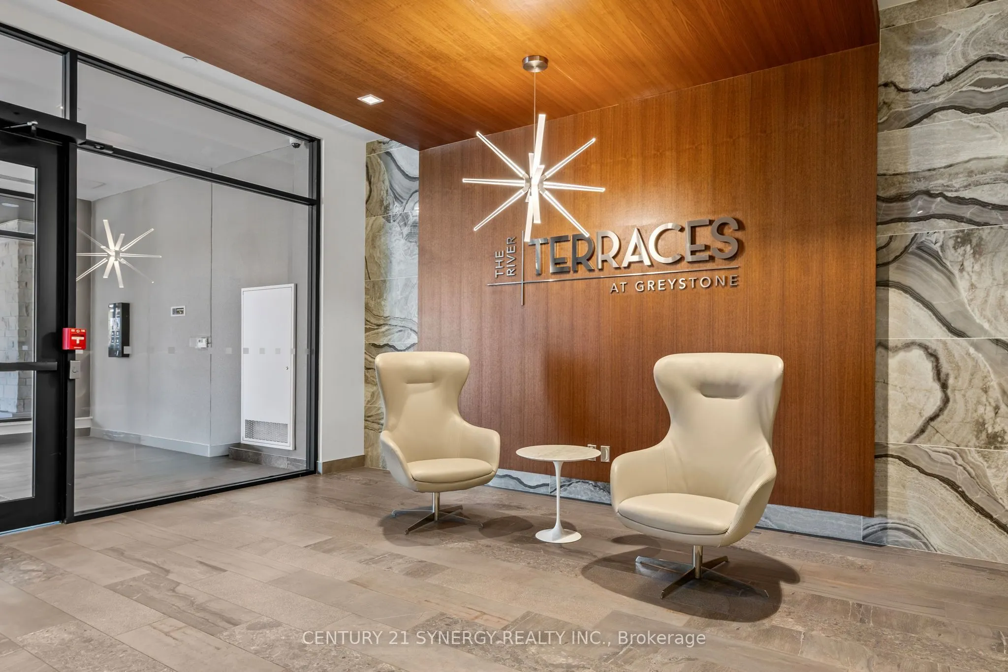 570 De Mazenod Avenue #512