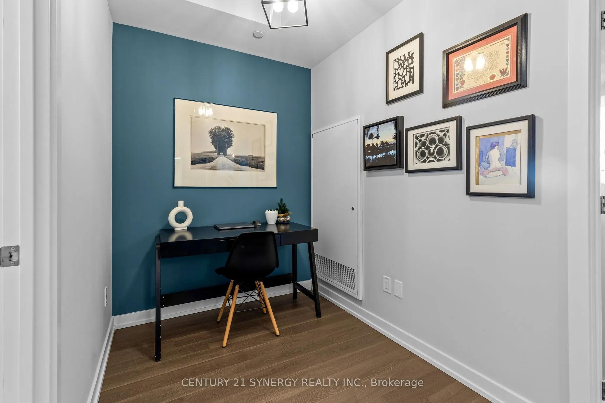 570 De Mazenod Avenue #512