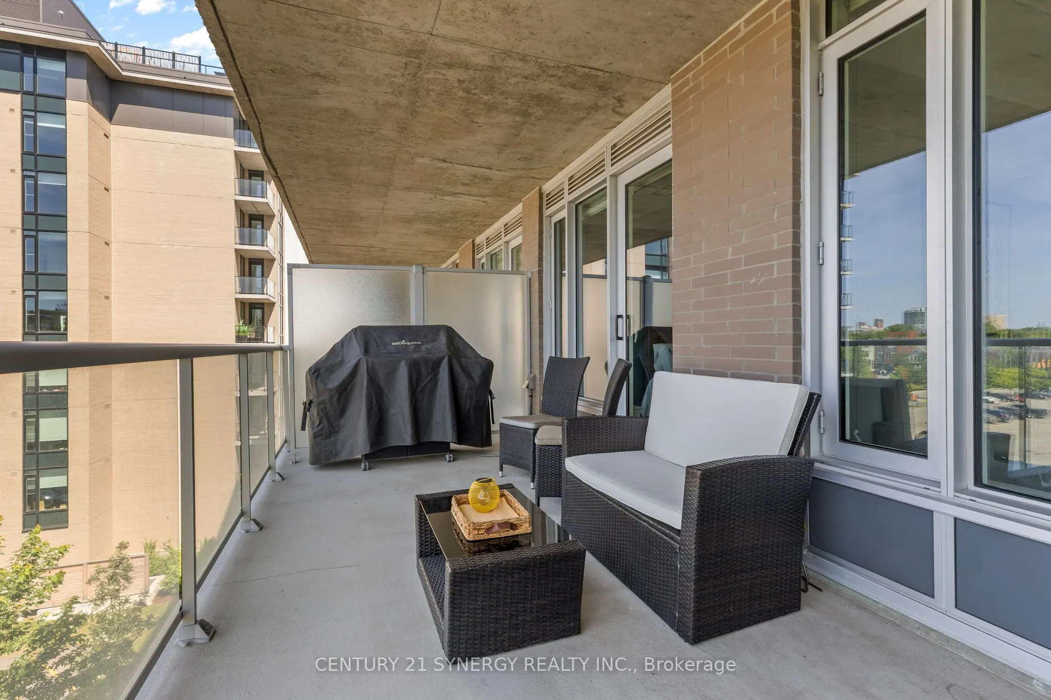 570 De Mazenod Avenue #512