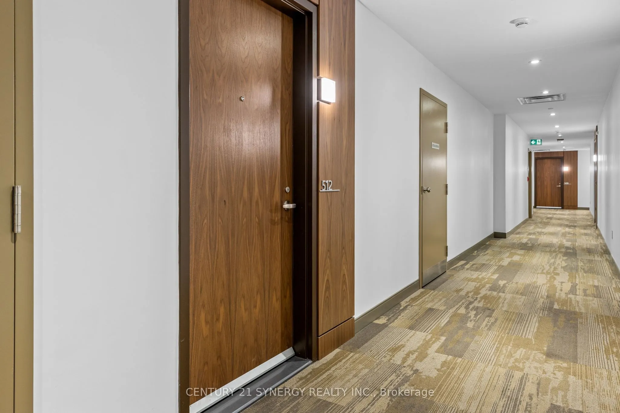 570 De Mazenod Avenue #512