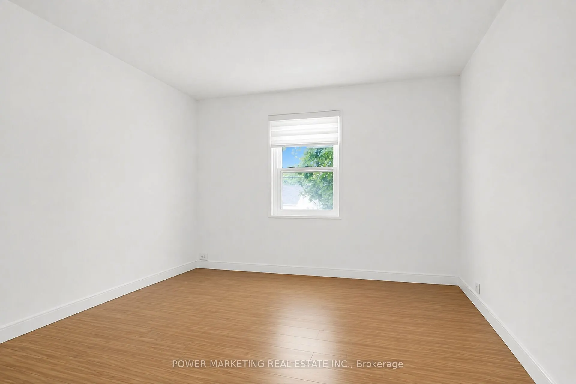 28 MONTAGUE Street