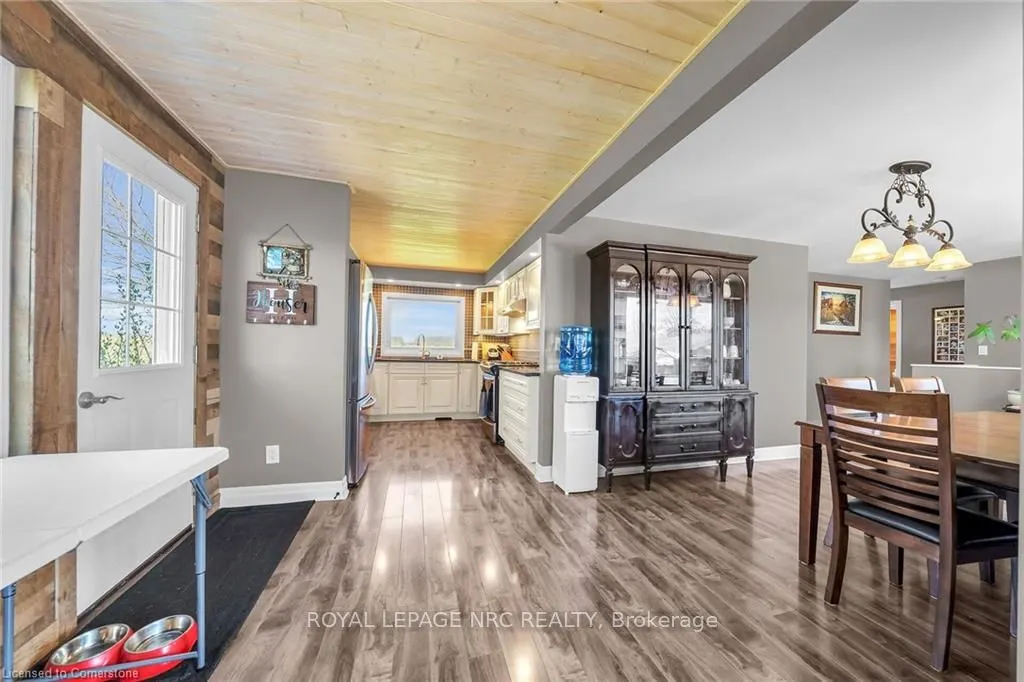 2970 Lakeshore Road