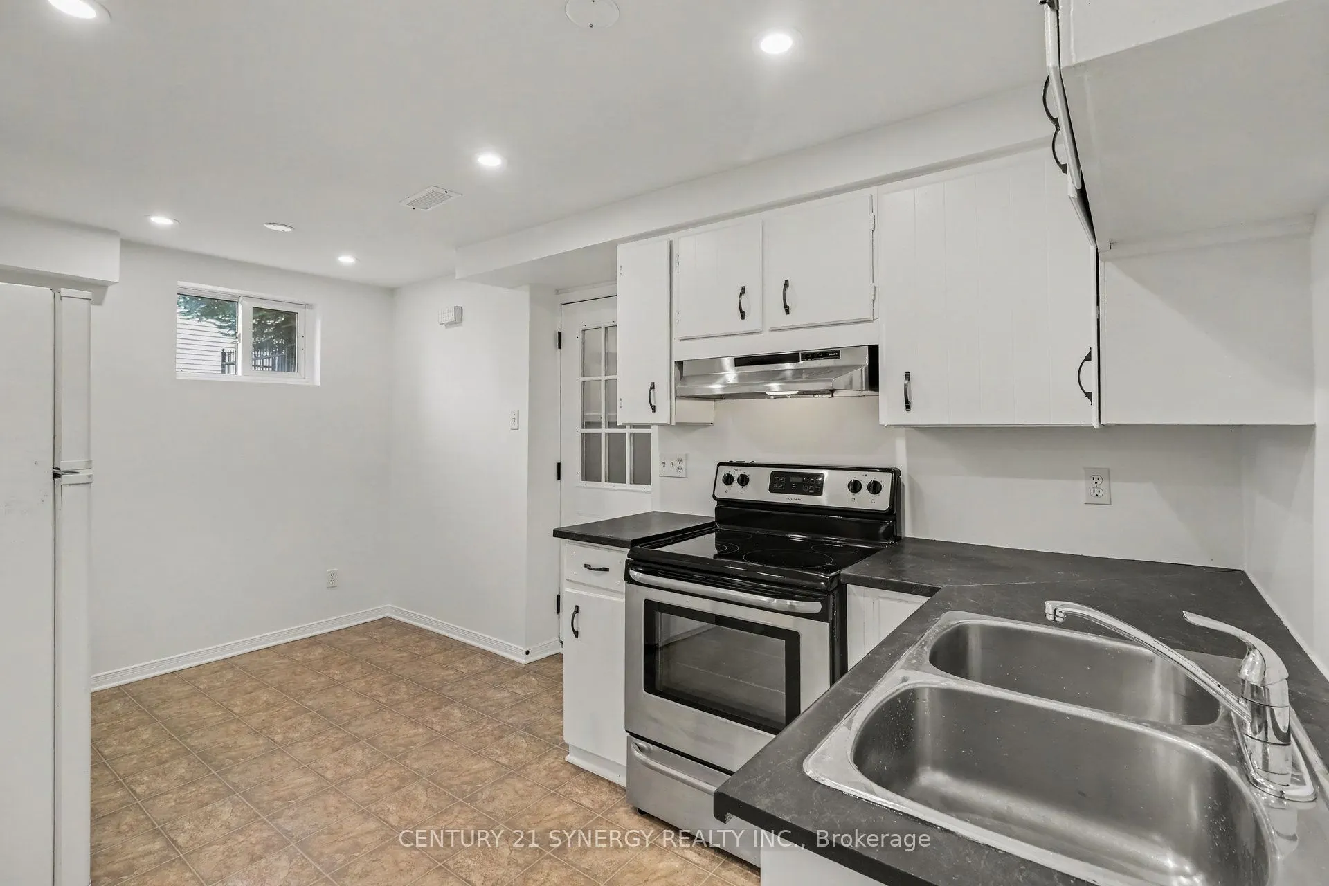 436 Yves Street