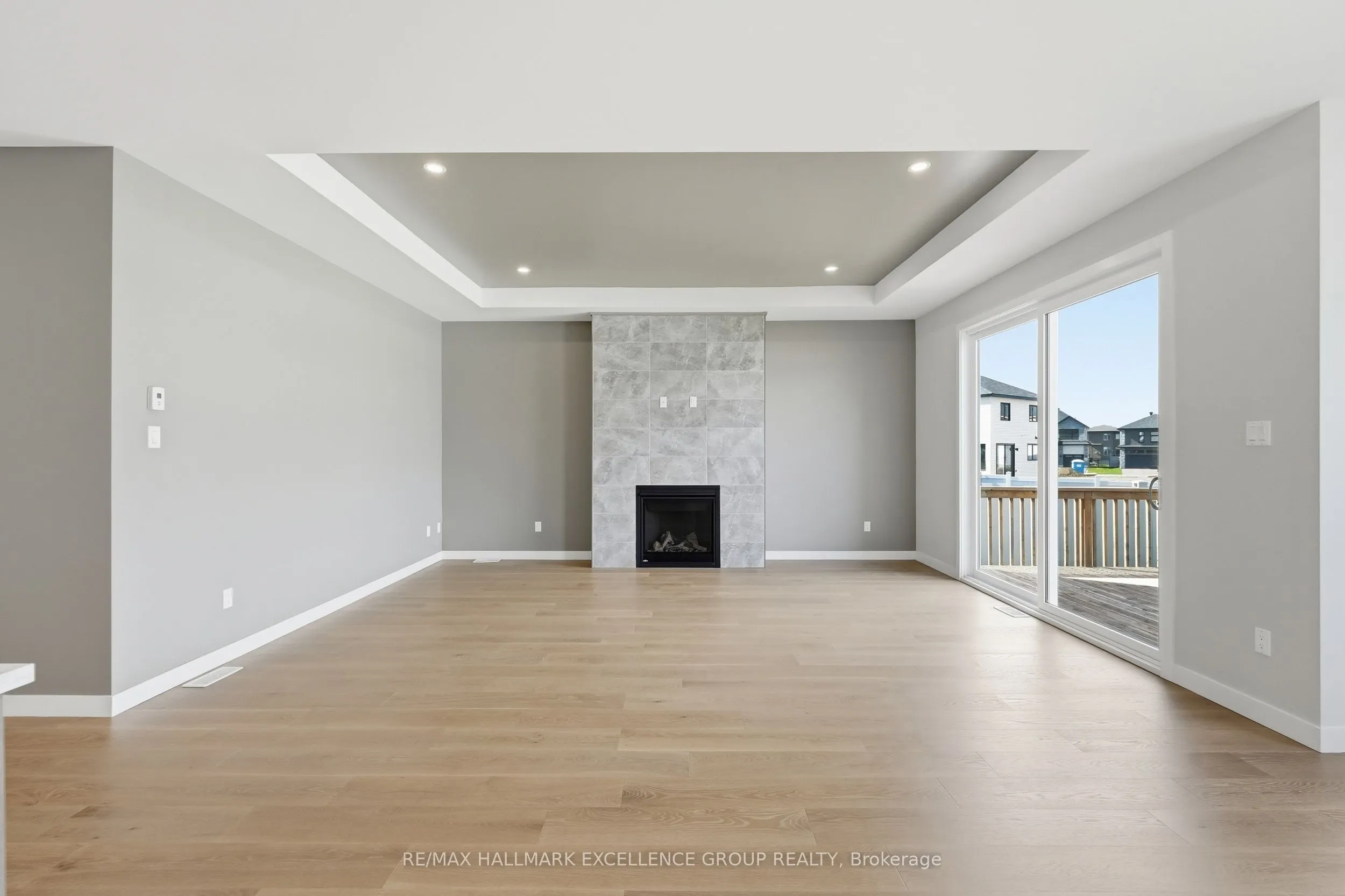 1345 DIAMOND Street