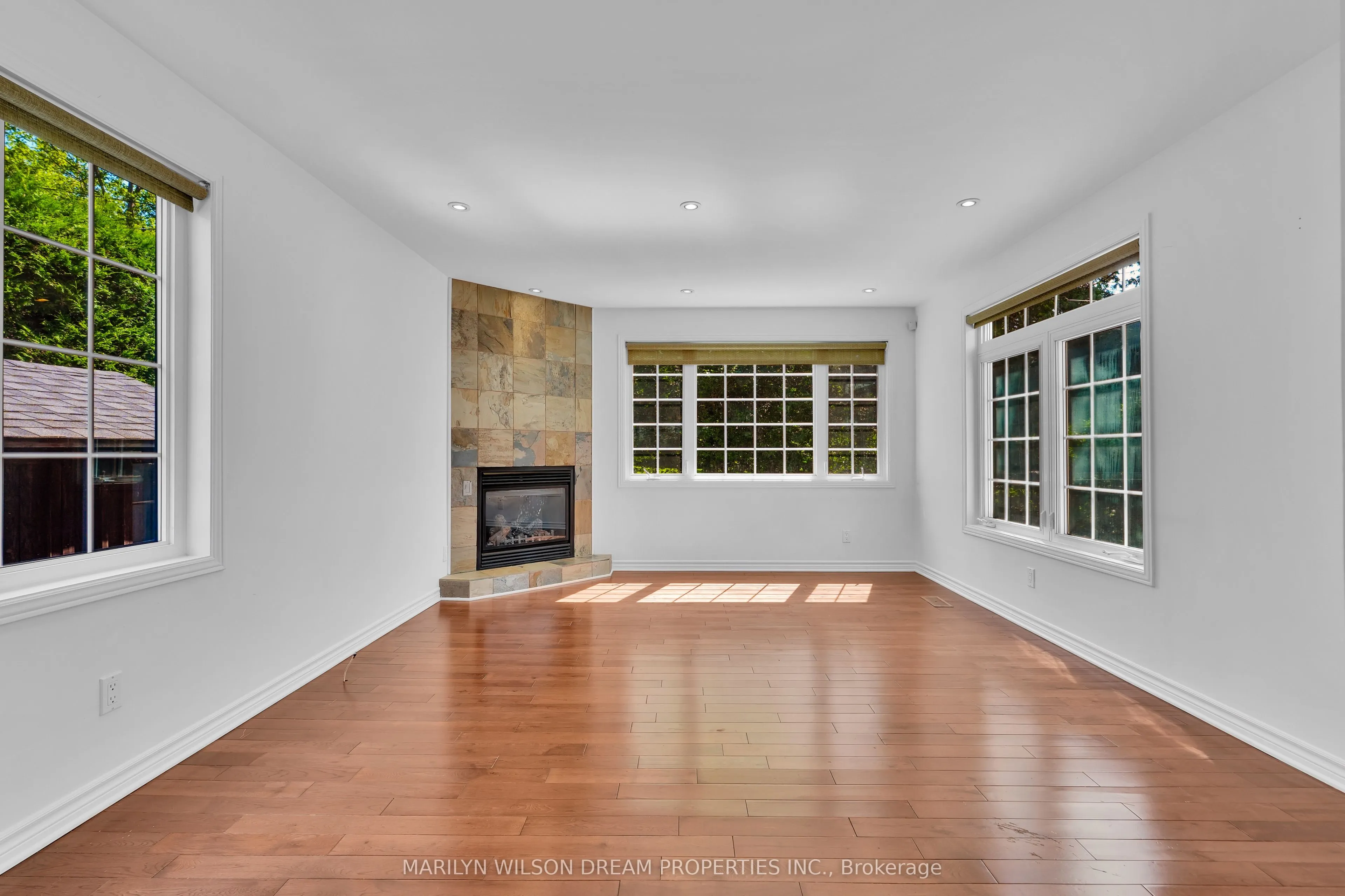 24 Bedford Crescent