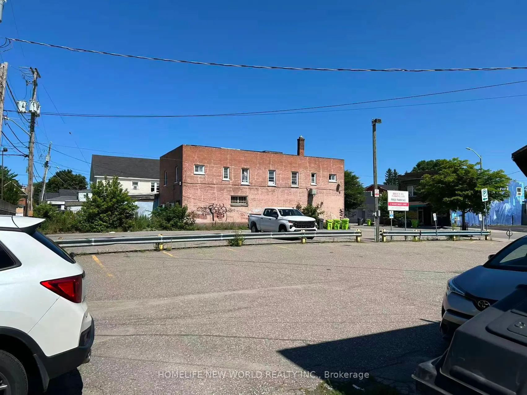 280 Queen Street E