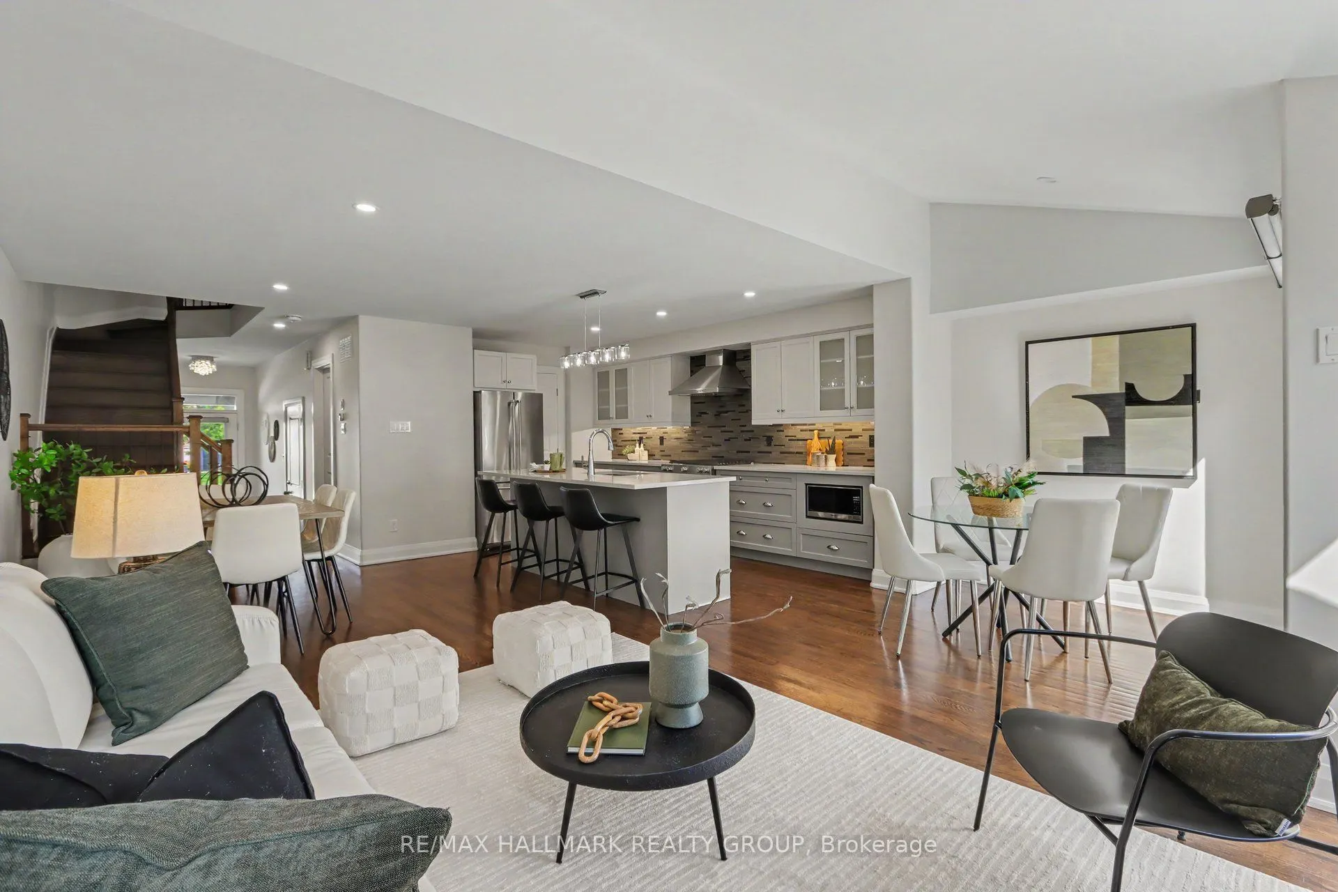 52 Porter Street