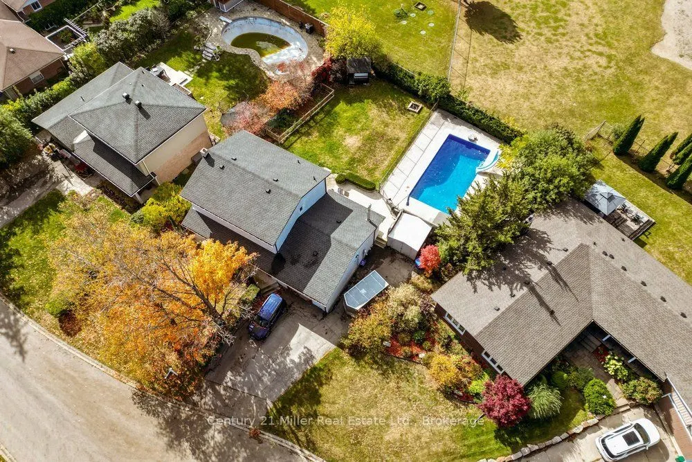 85 Waterford Drive