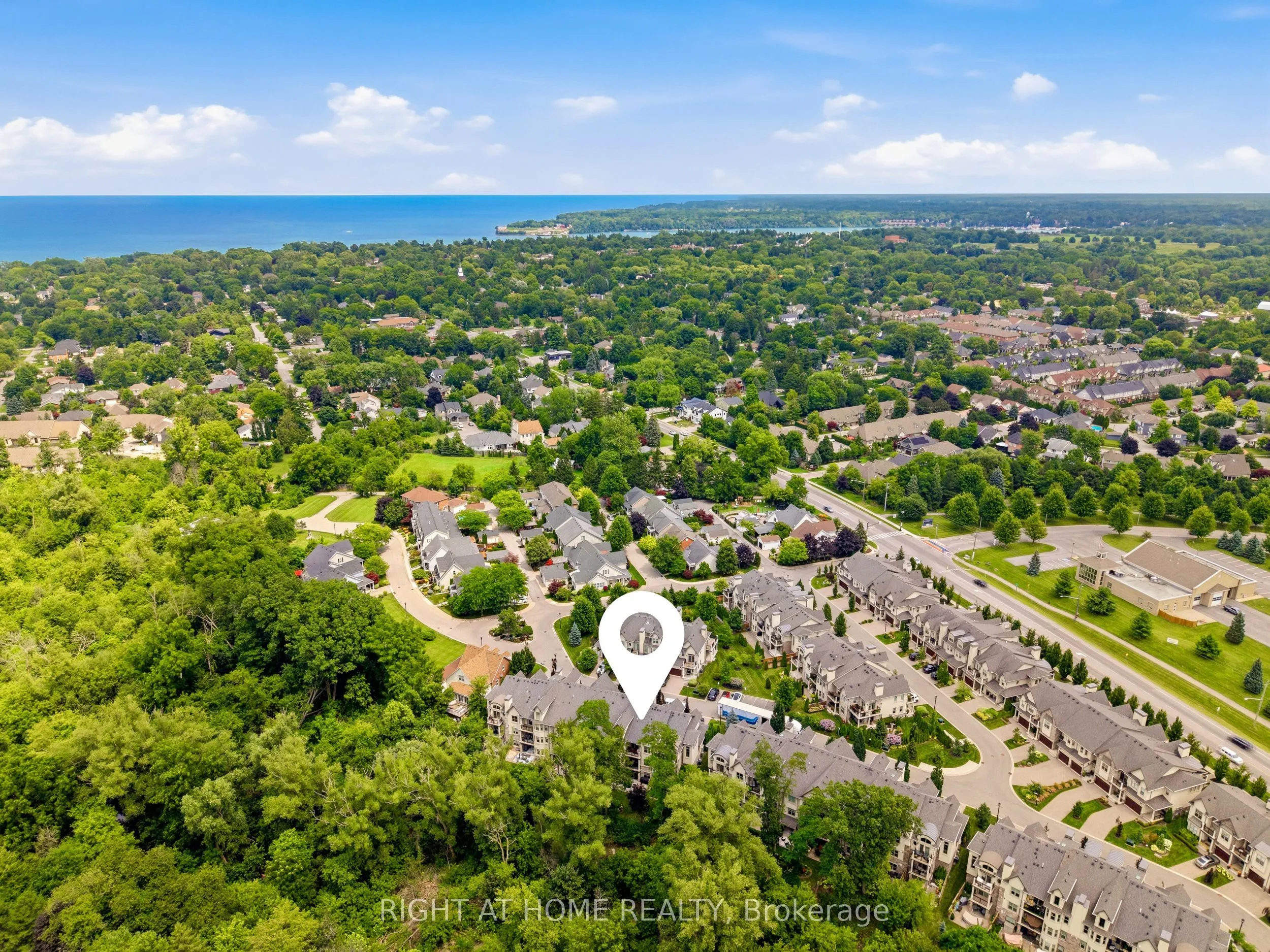 14 Aberdeen Lane S #8
