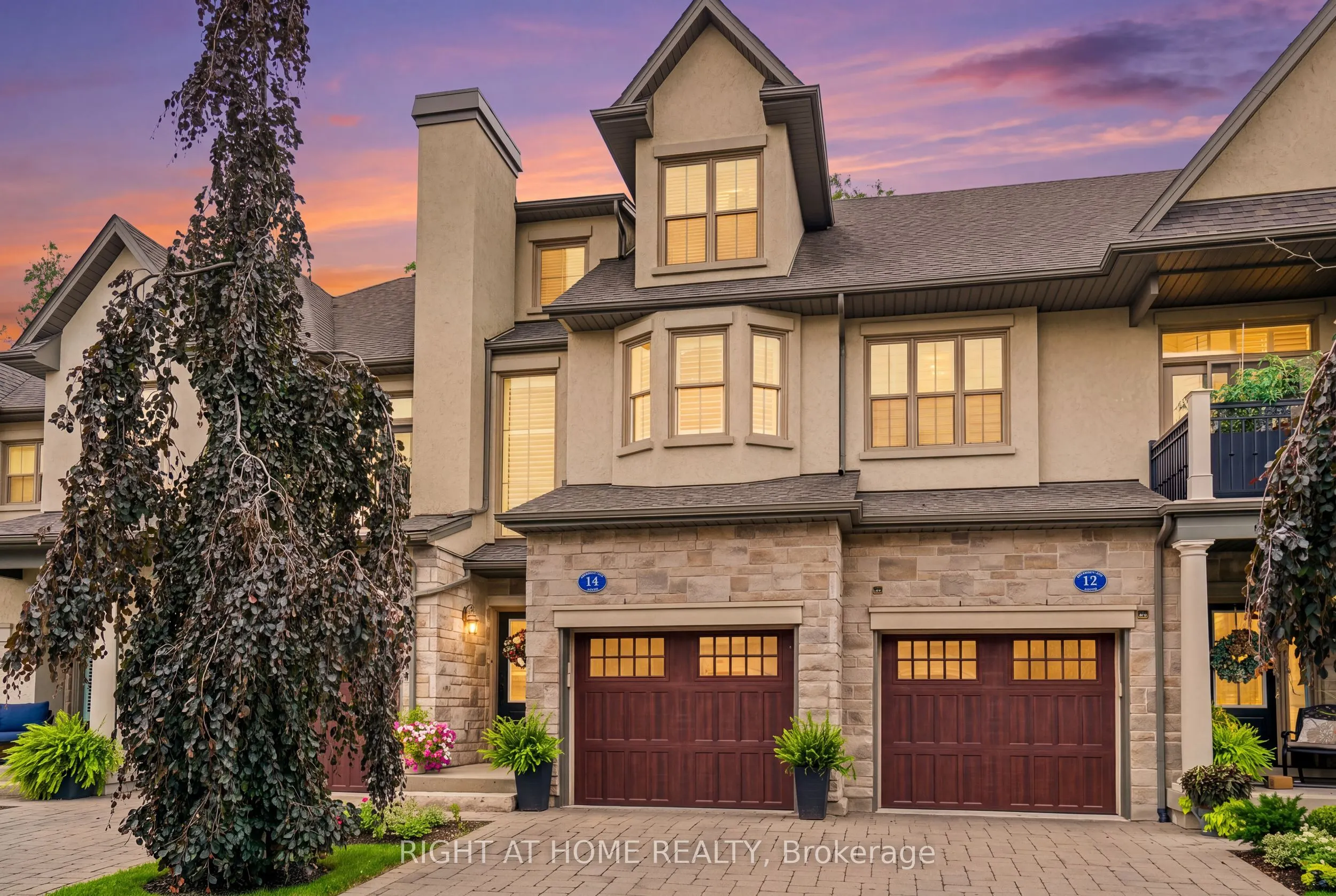 14 Aberdeen Lane S #8
