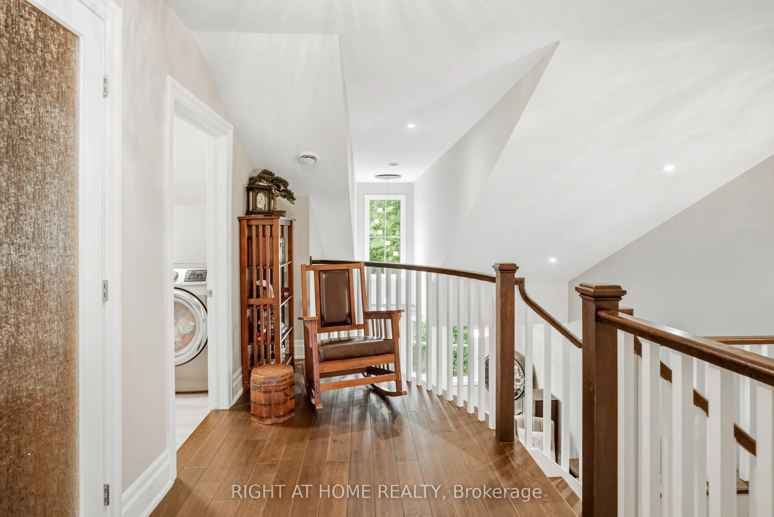 14 Aberdeen Lane S #8
