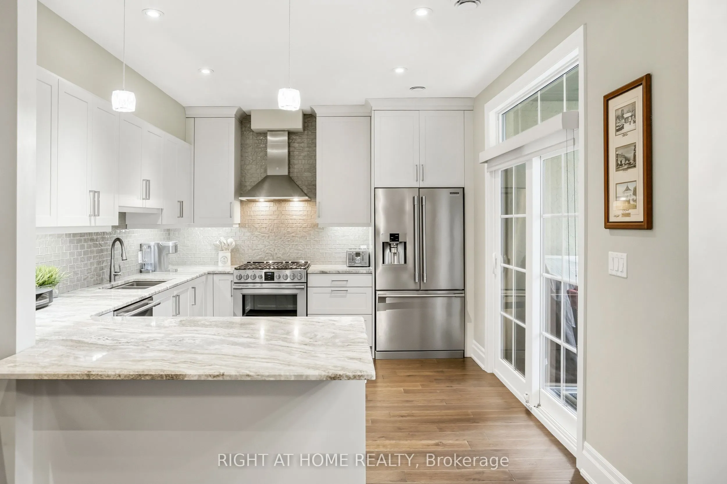 14 Aberdeen Lane S #8
