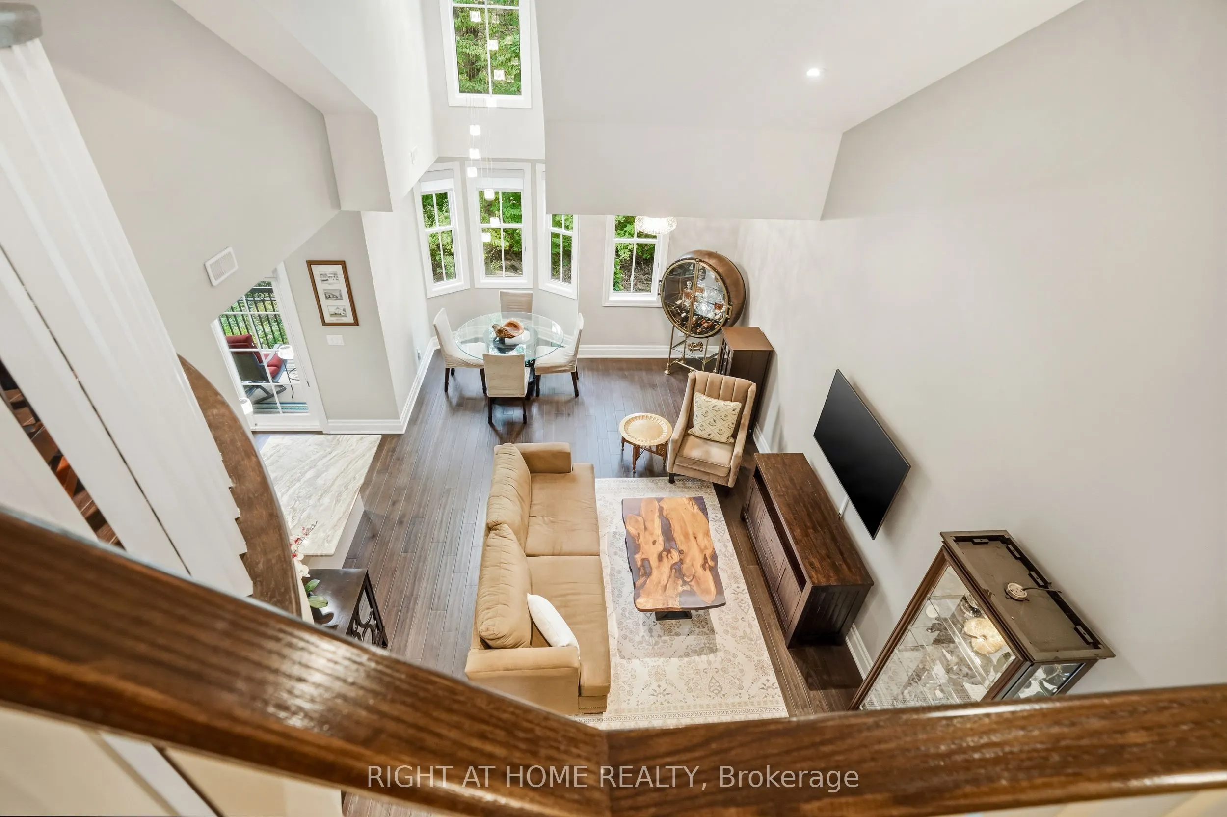 14 Aberdeen Lane S #8