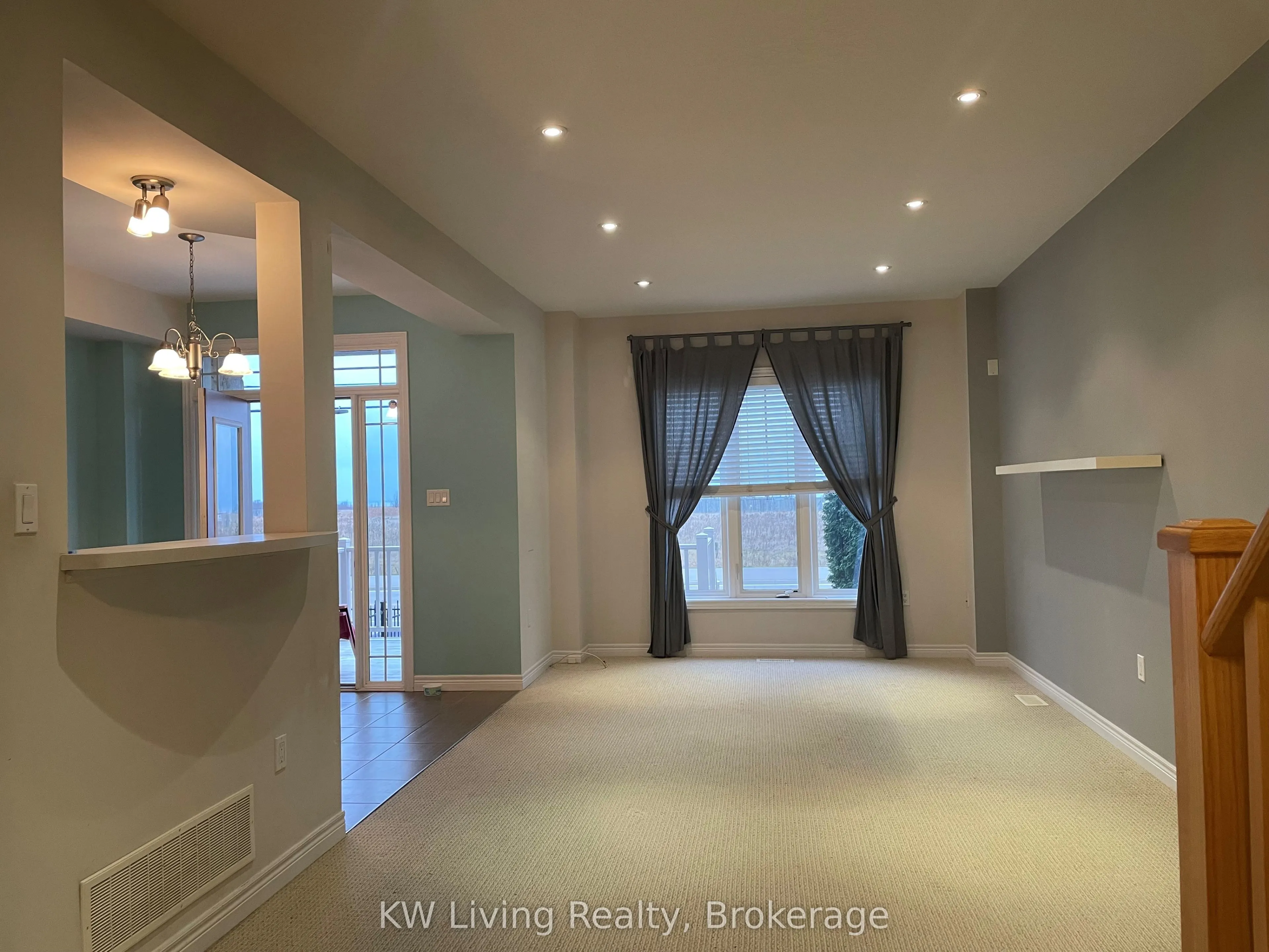 8 Lakelawn Road #27