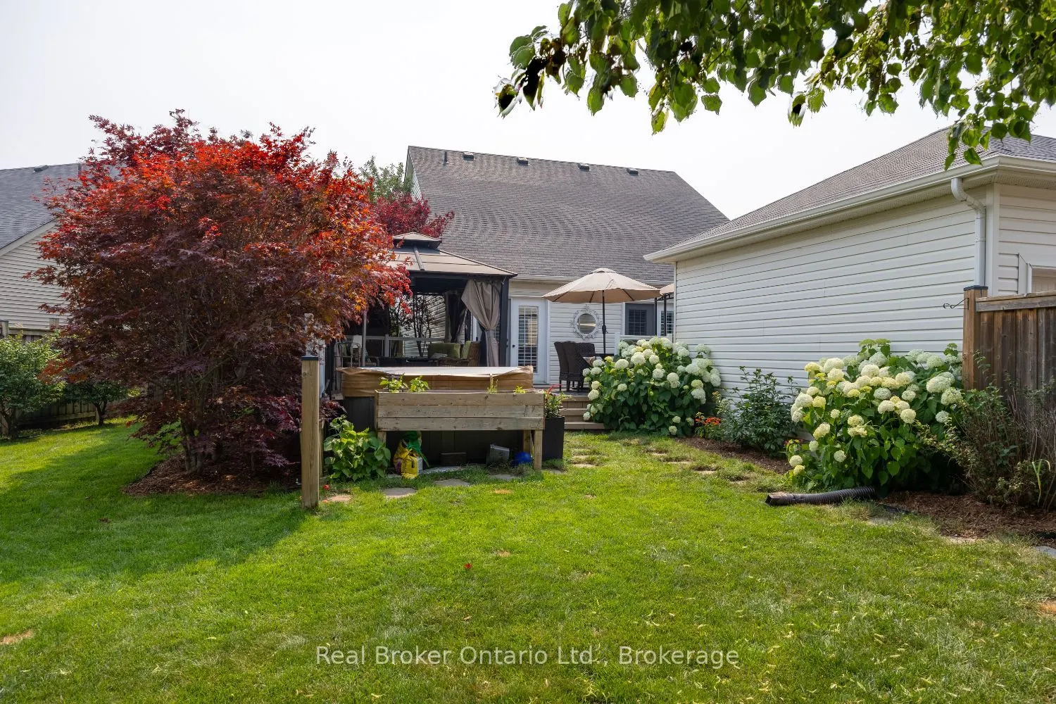 11 Greenaway Circle