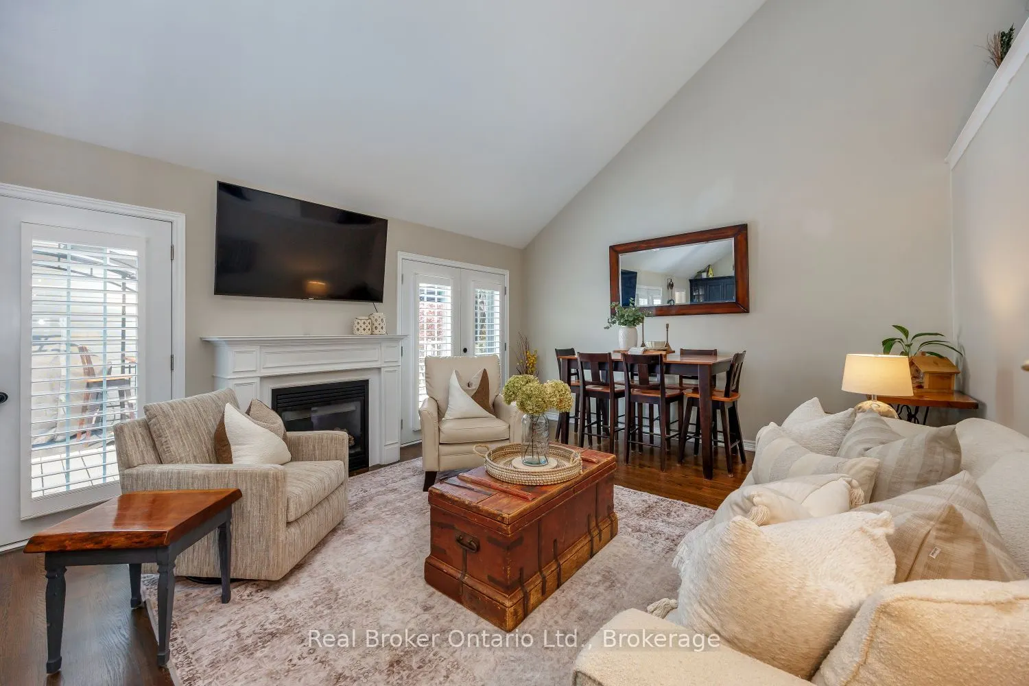 11 Greenaway Circle