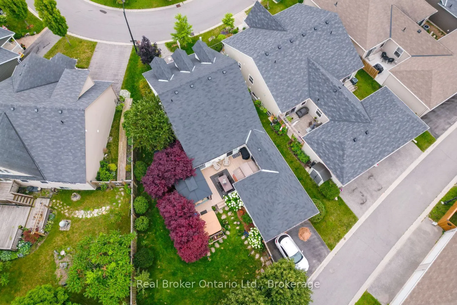 11 Greenaway Circle