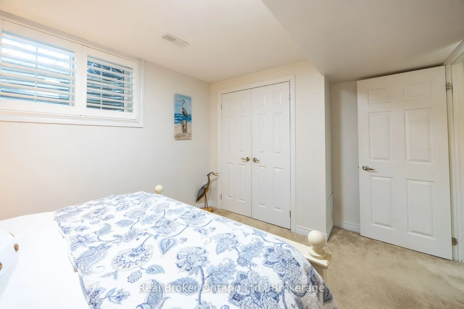 11 Greenaway Circle