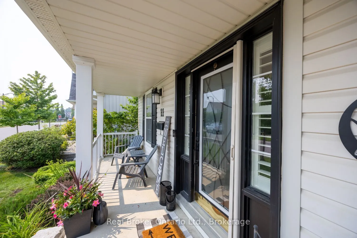 11 Greenaway Circle