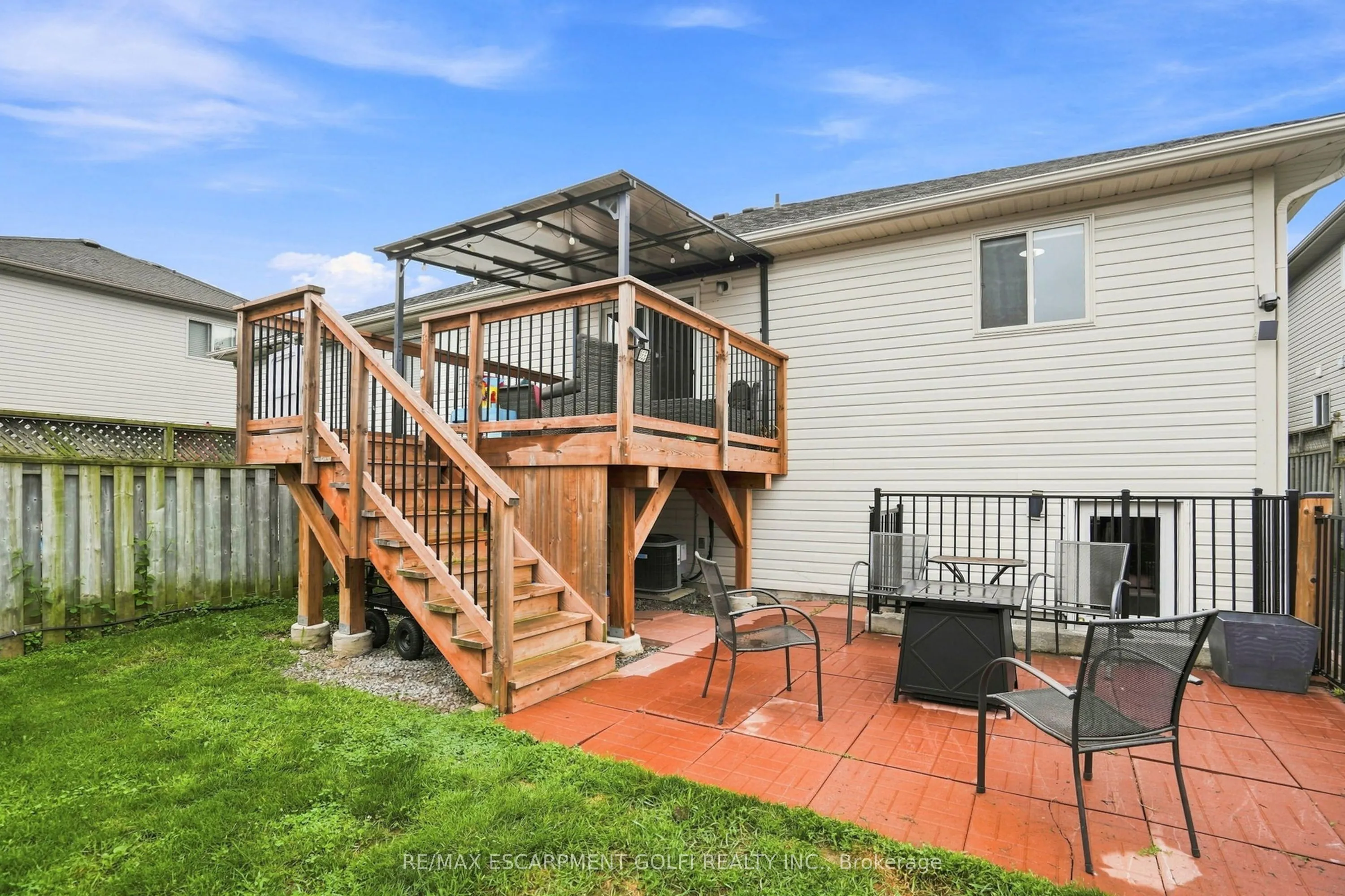 13 Golden Acres Drive