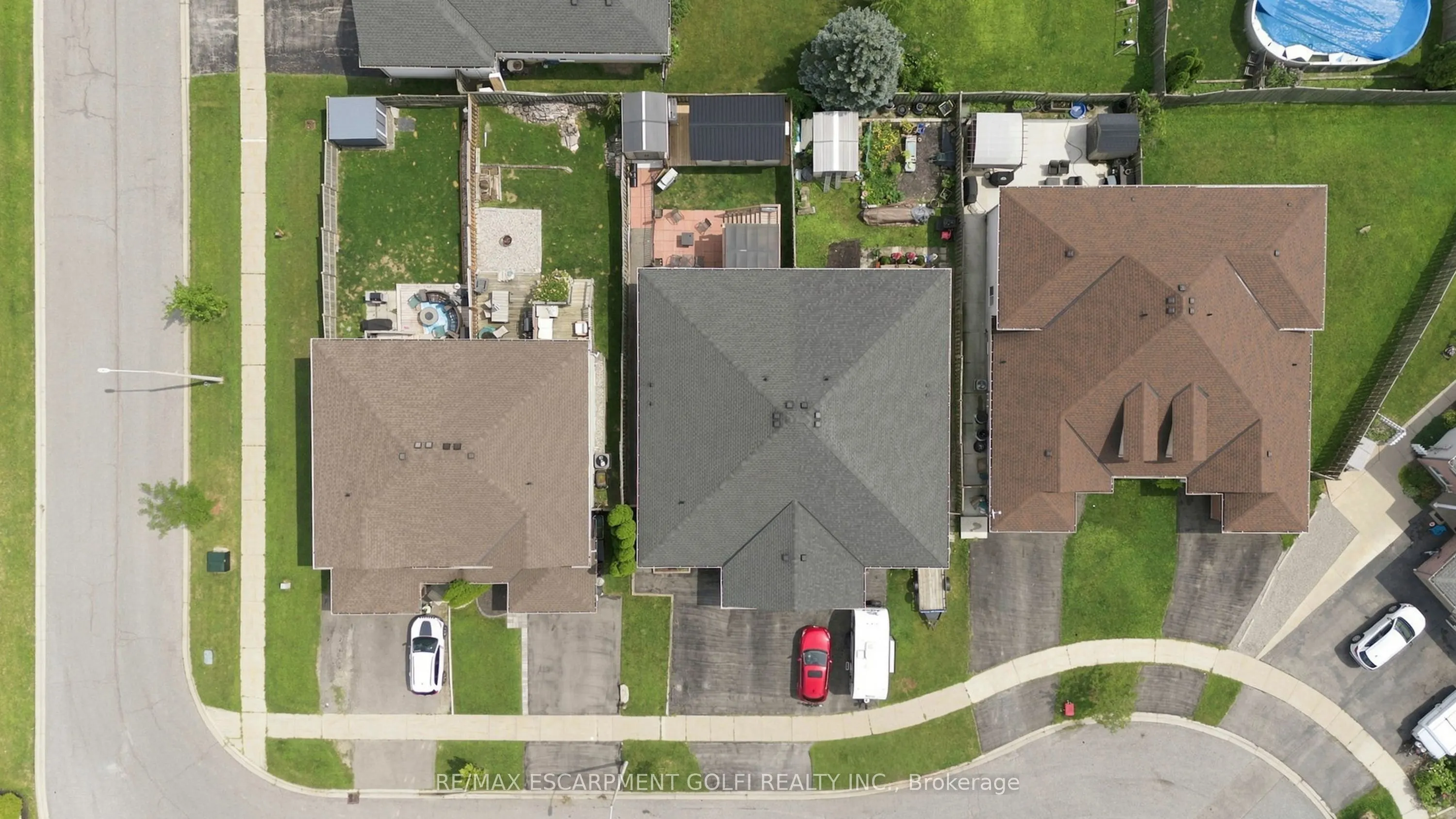 13 Golden Acres Drive