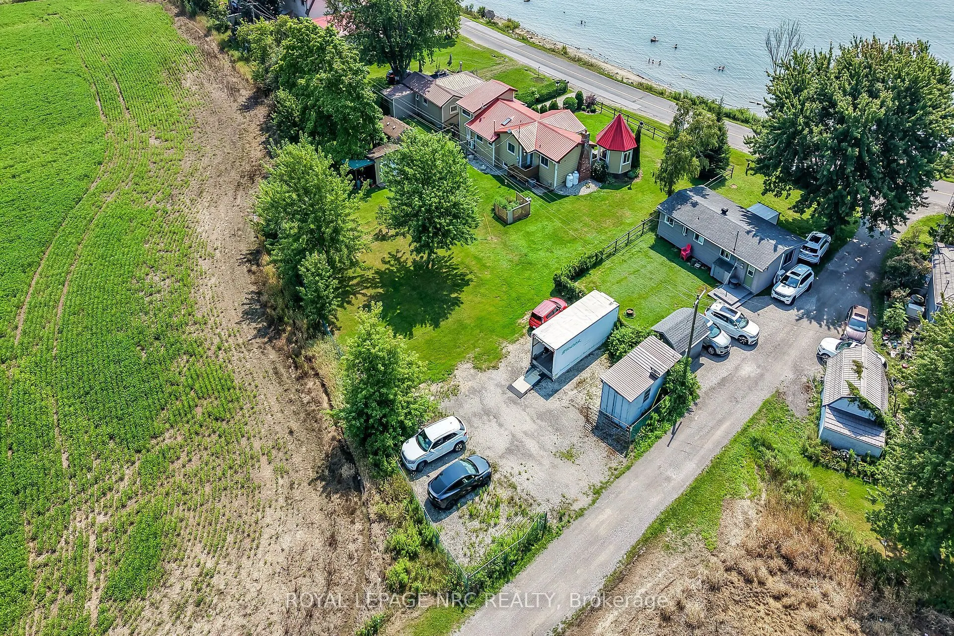 817 Lakeshore Road
