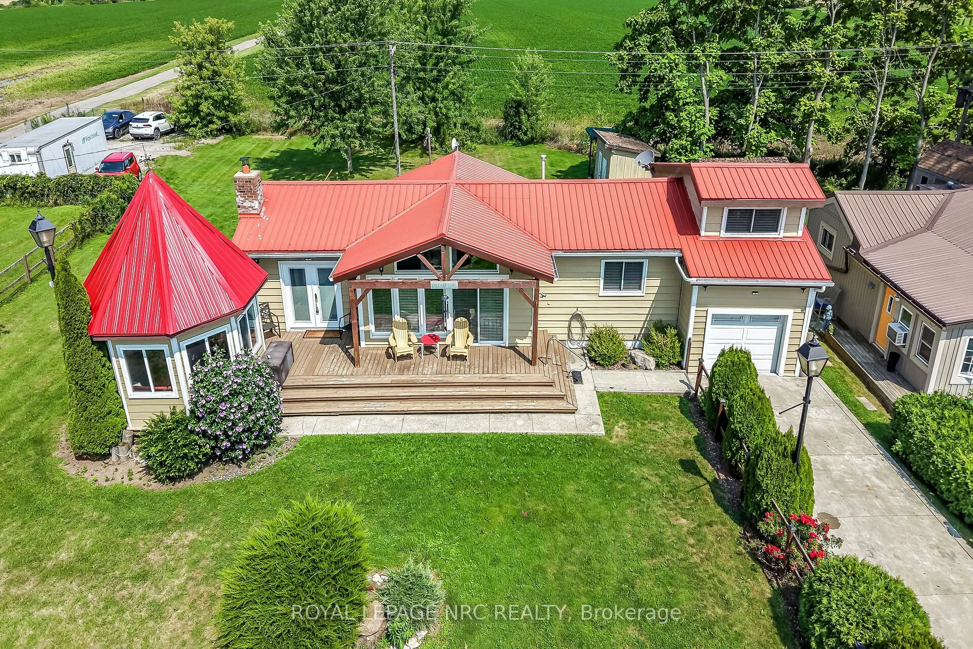 817 Lakeshore Road
