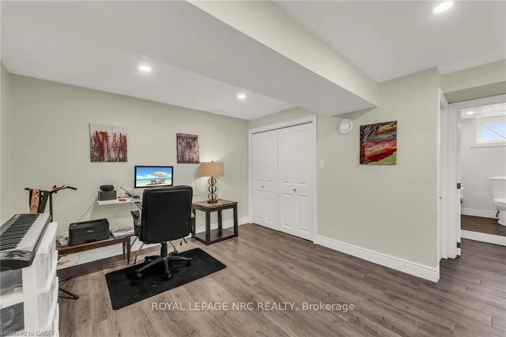 817 Lakeshore Road