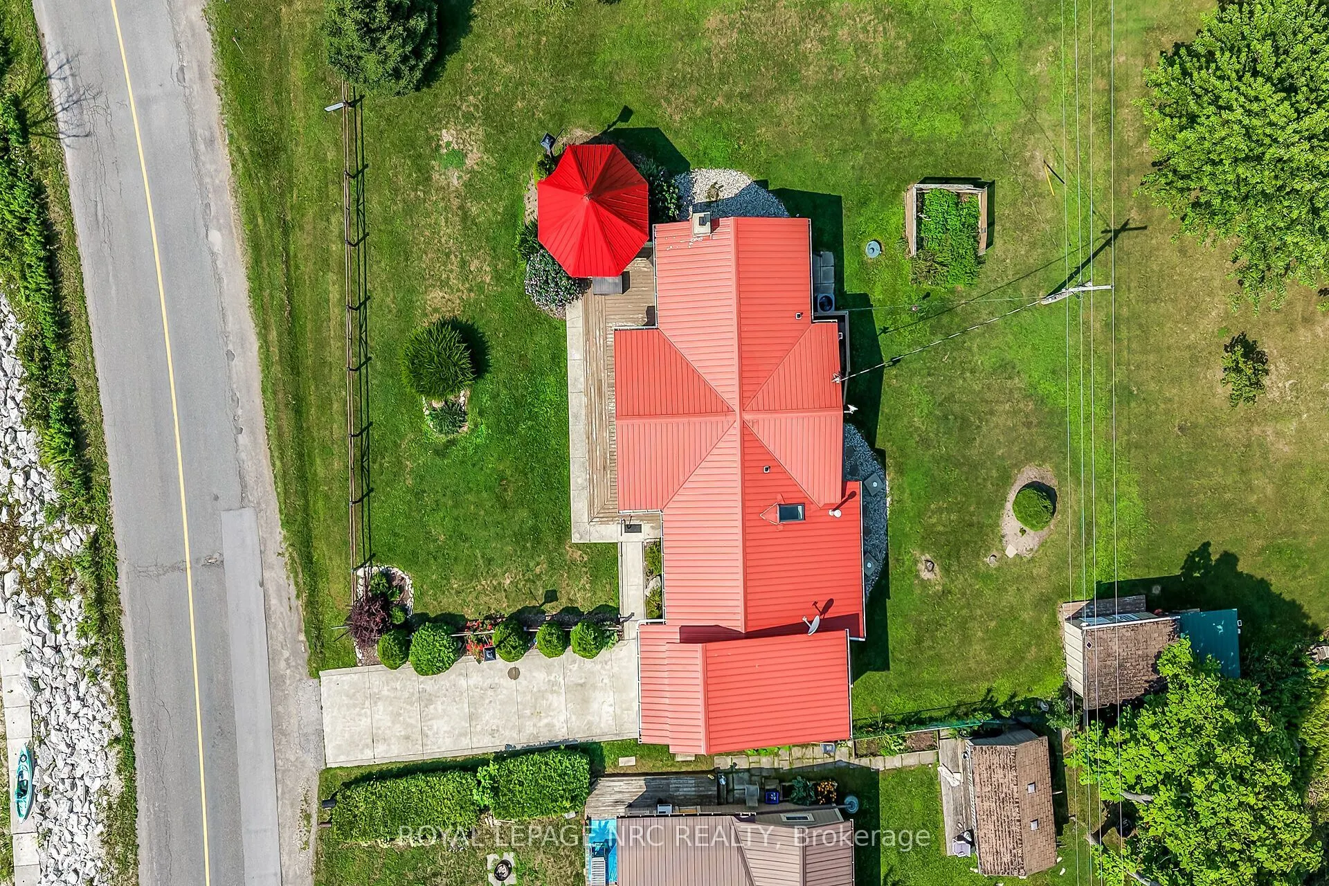 817 Lakeshore Road